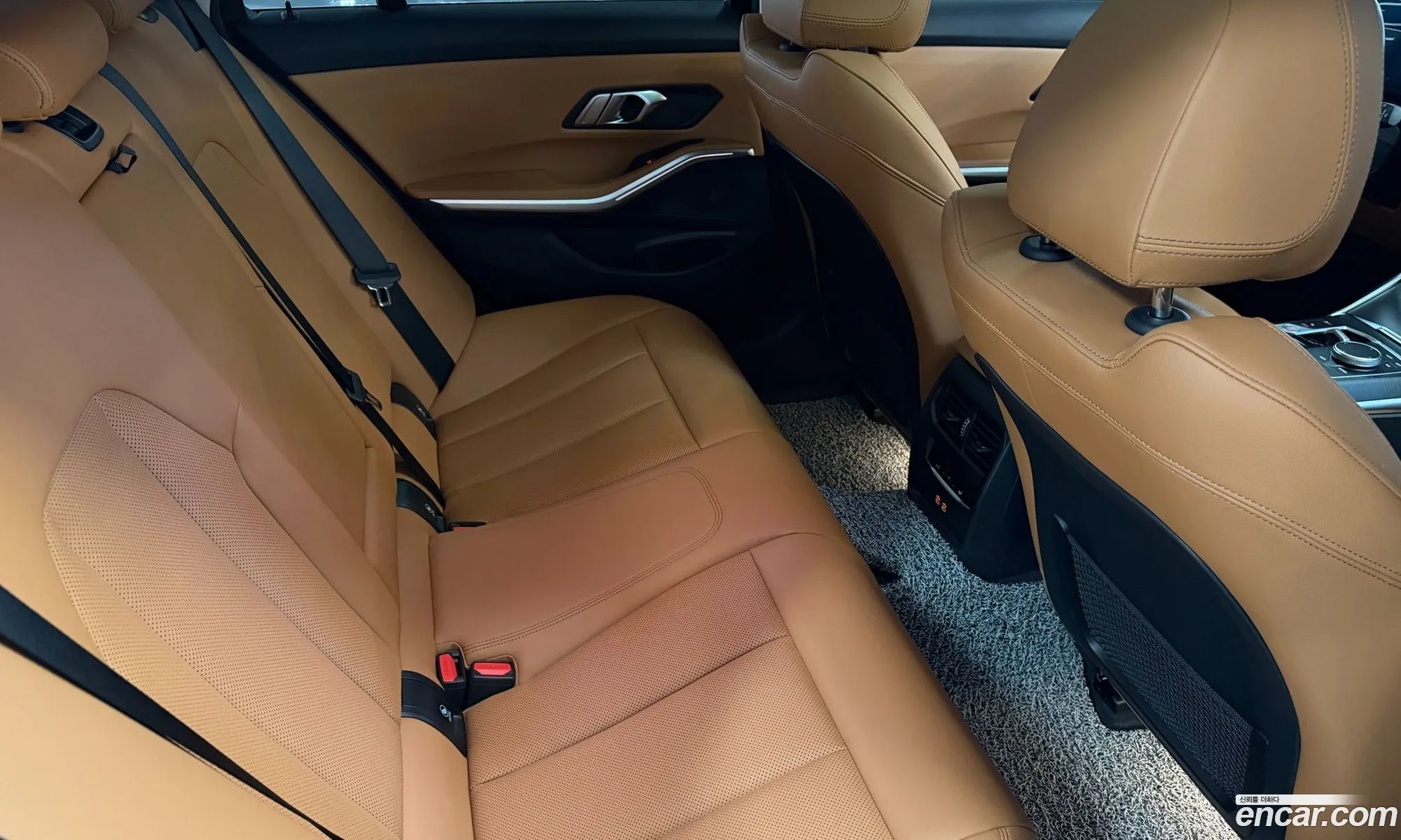 BMW 3 Series 2023 — 18