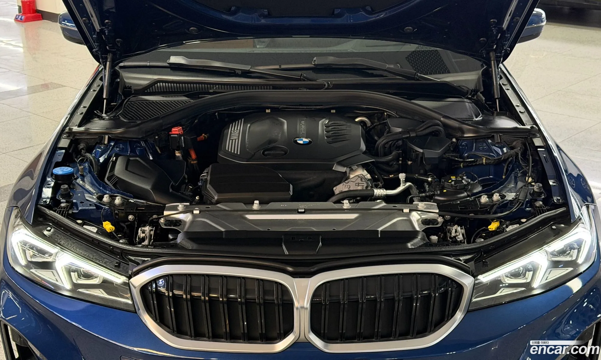 BMW 3 Series 2023 — 2