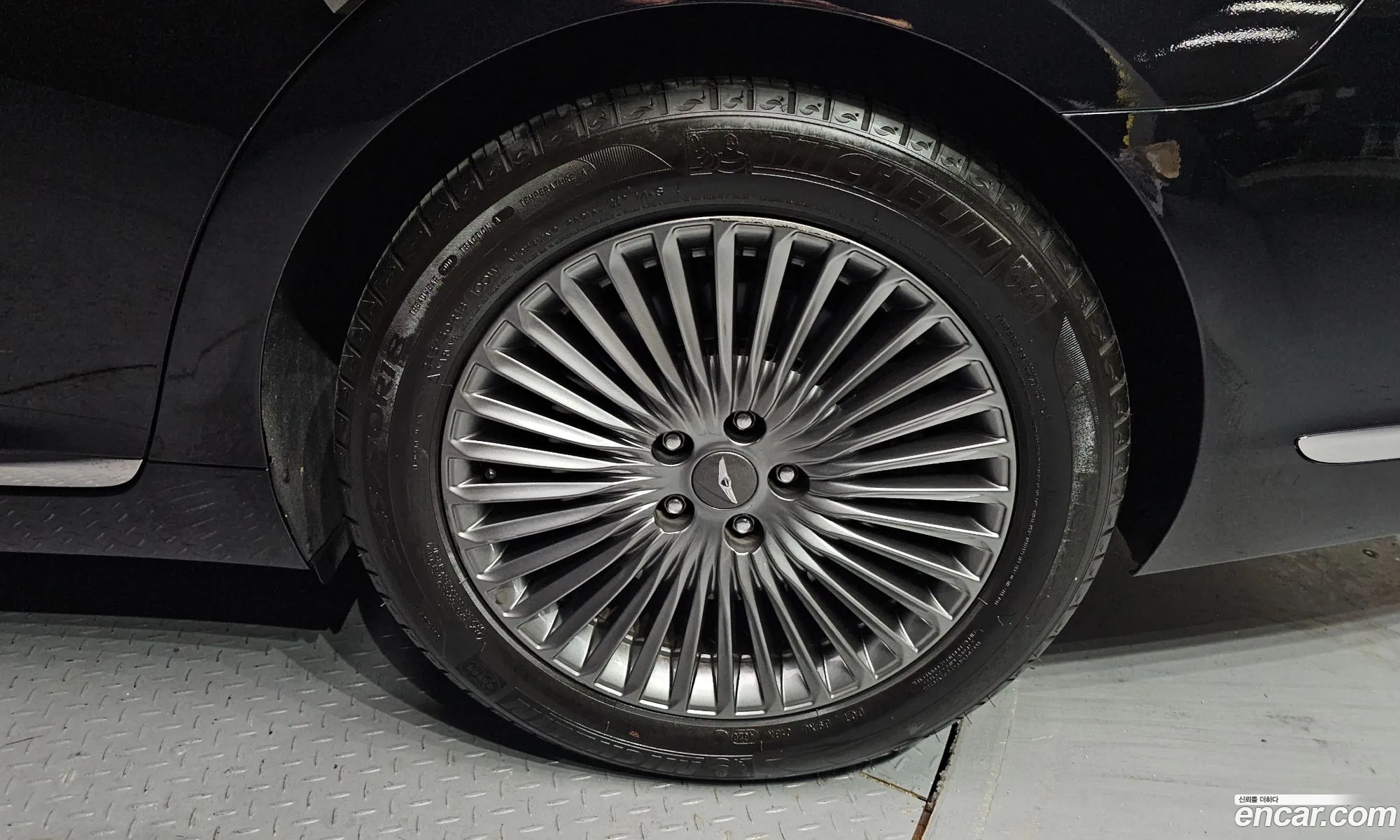 Genesis G90 2021 — 17