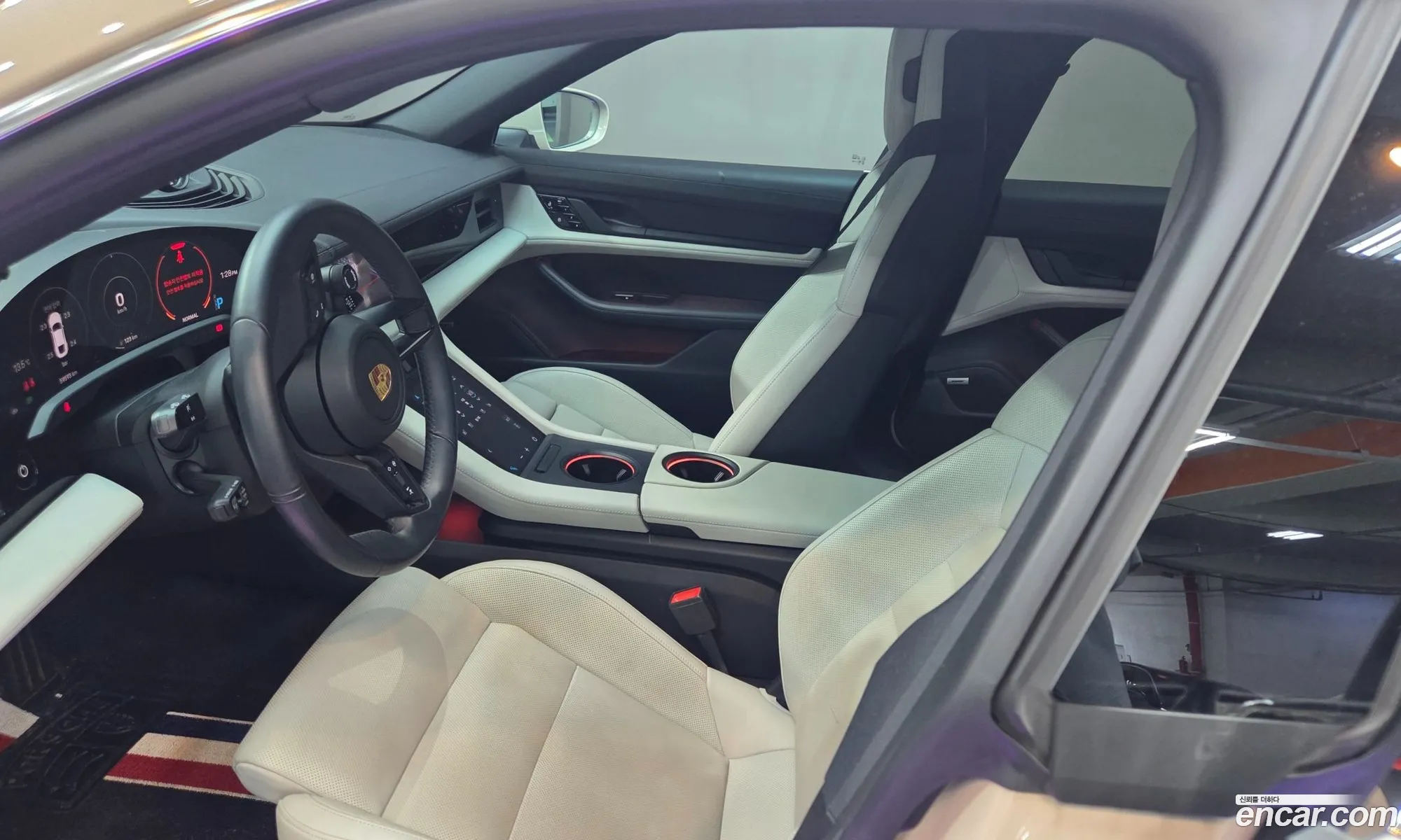 Porsche Taycan 2021 — 18