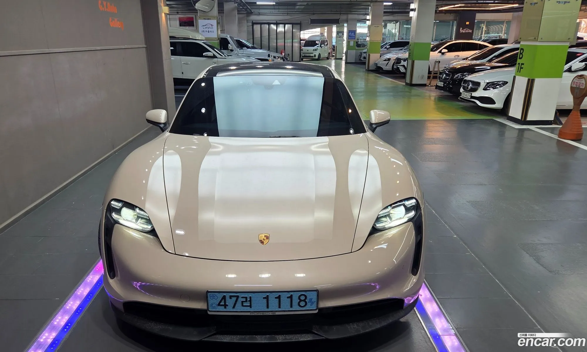Porsche Taycan 2021 — 14