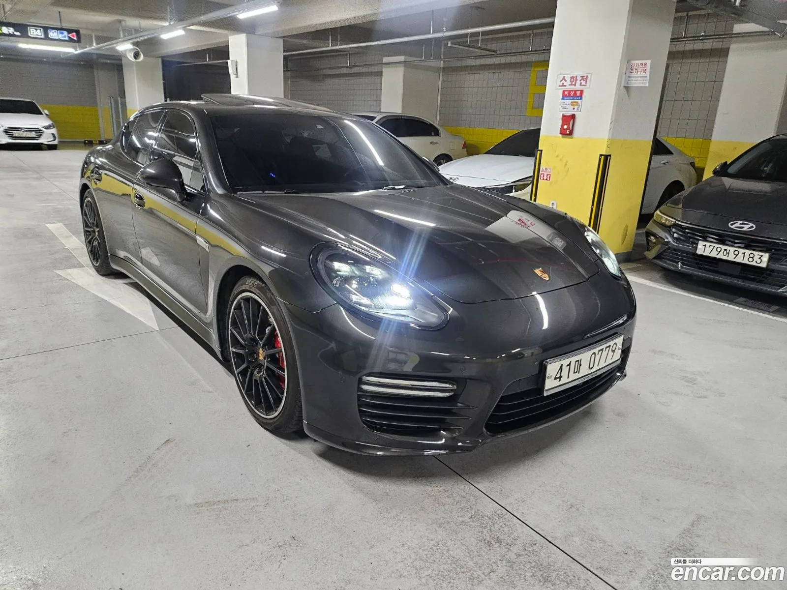 Porsche Panamera 2016 — 12