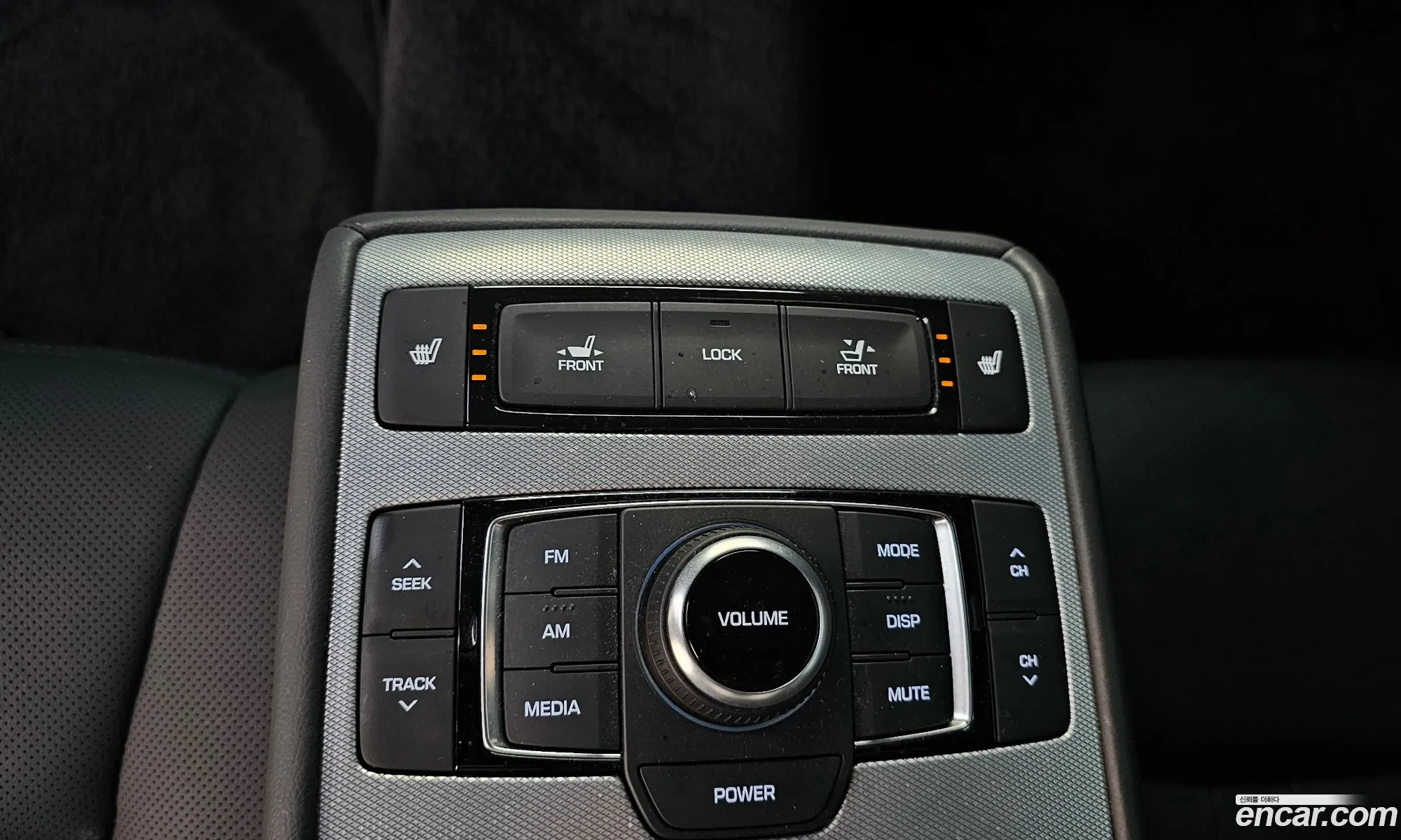 Genesis G80 2017 — 18