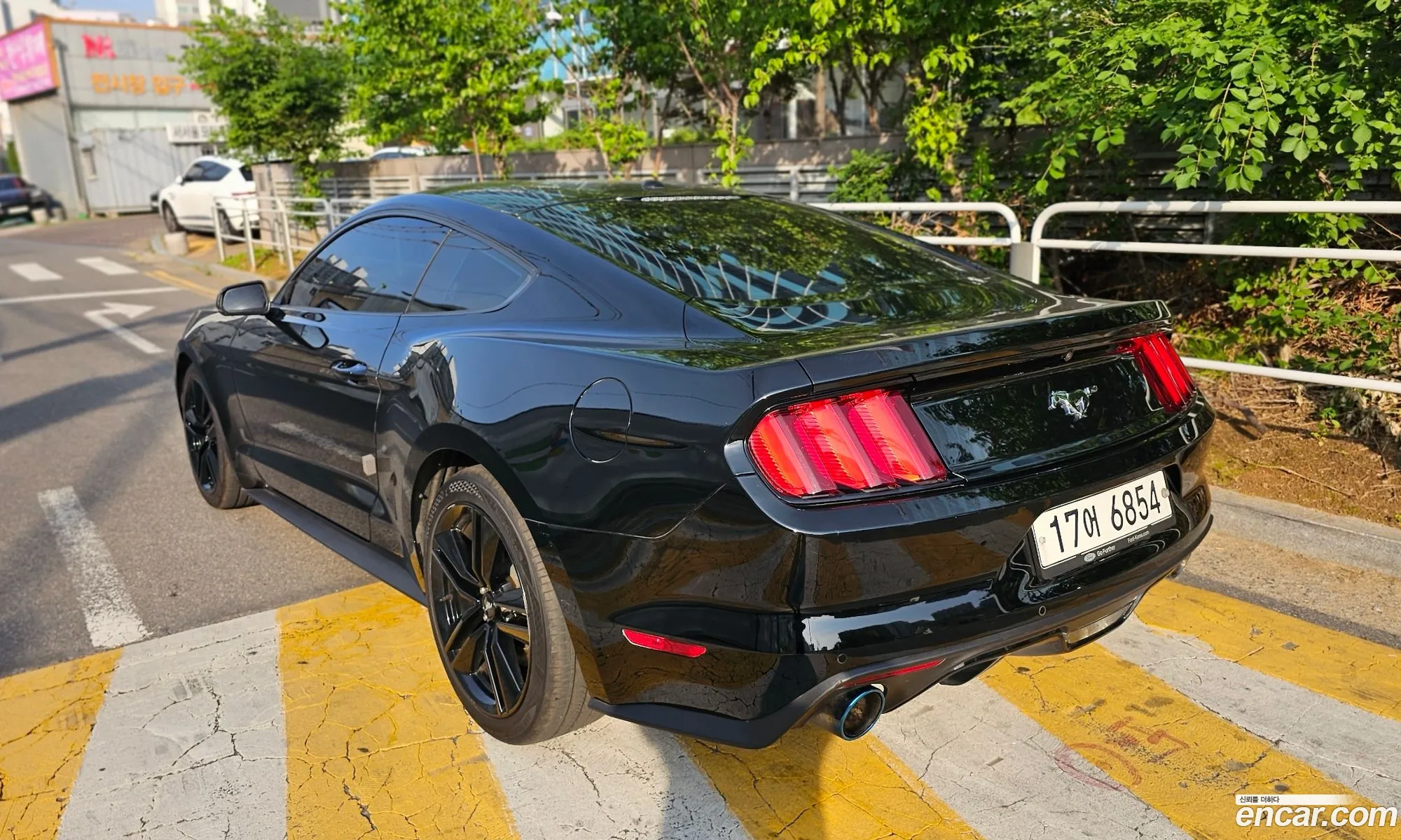 Ford Mustang 2017 — 10