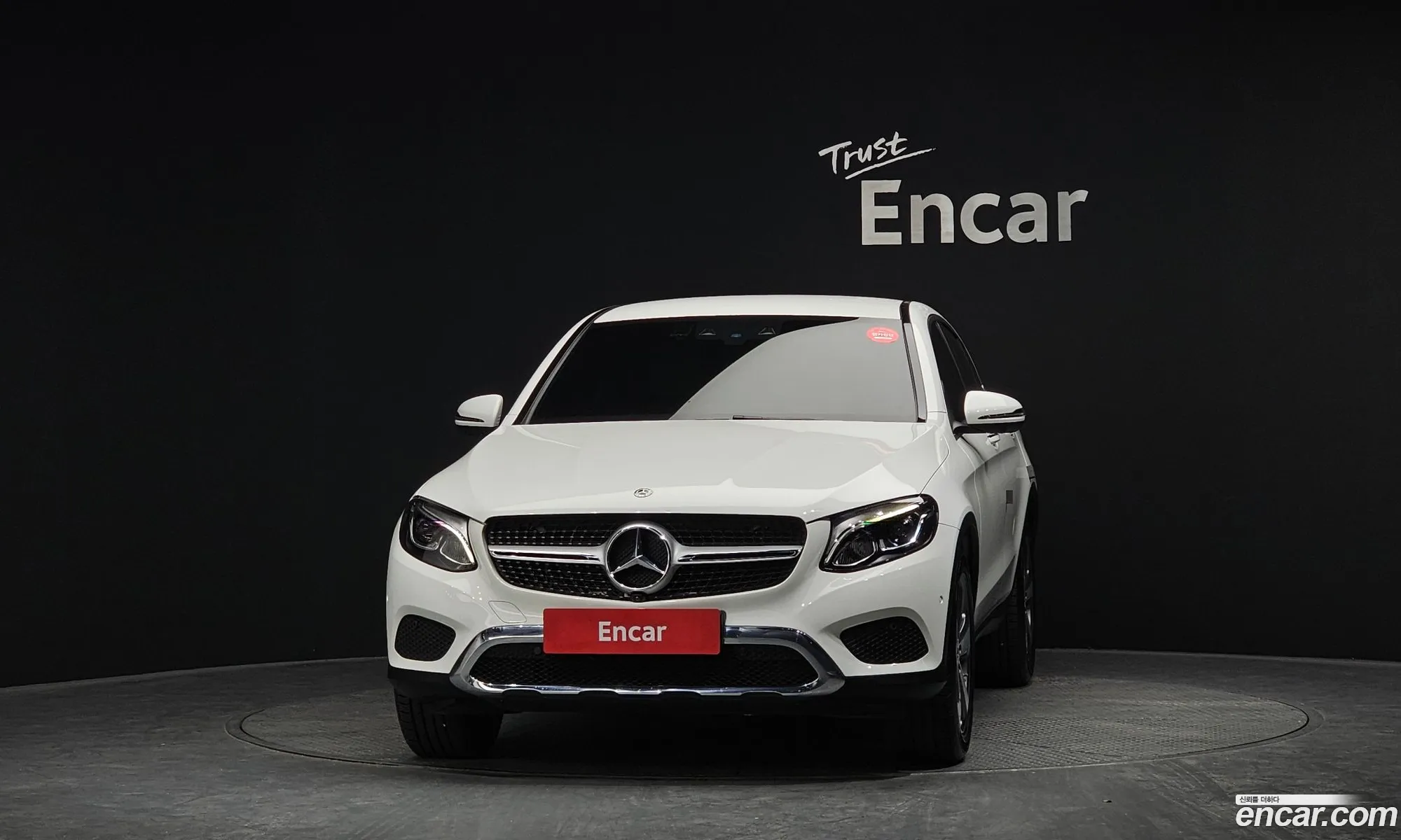 Mercedes-Benz GLC-Class X253 2019 — 24