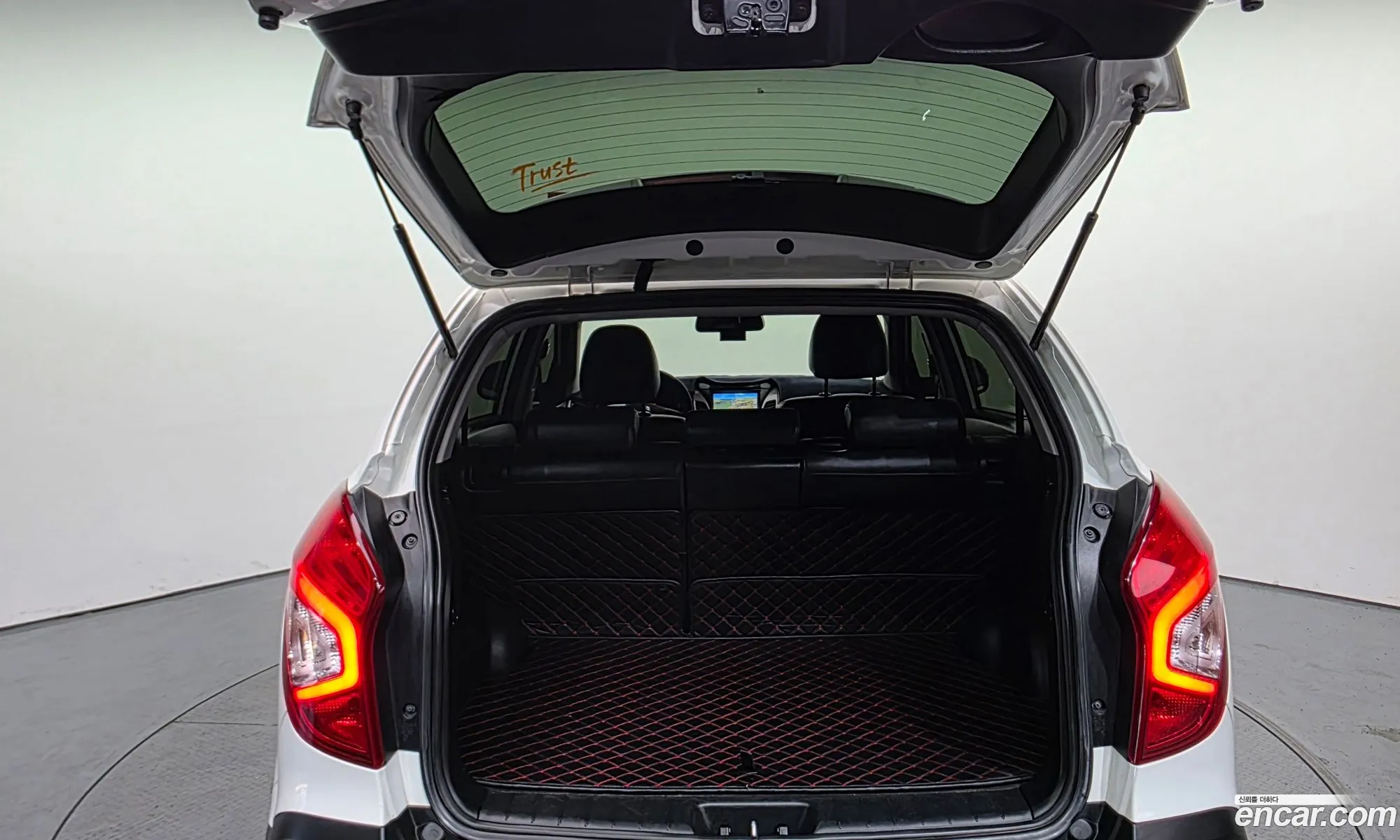 KG Mobility (SsangYong) Style Korando C 2017 — 9