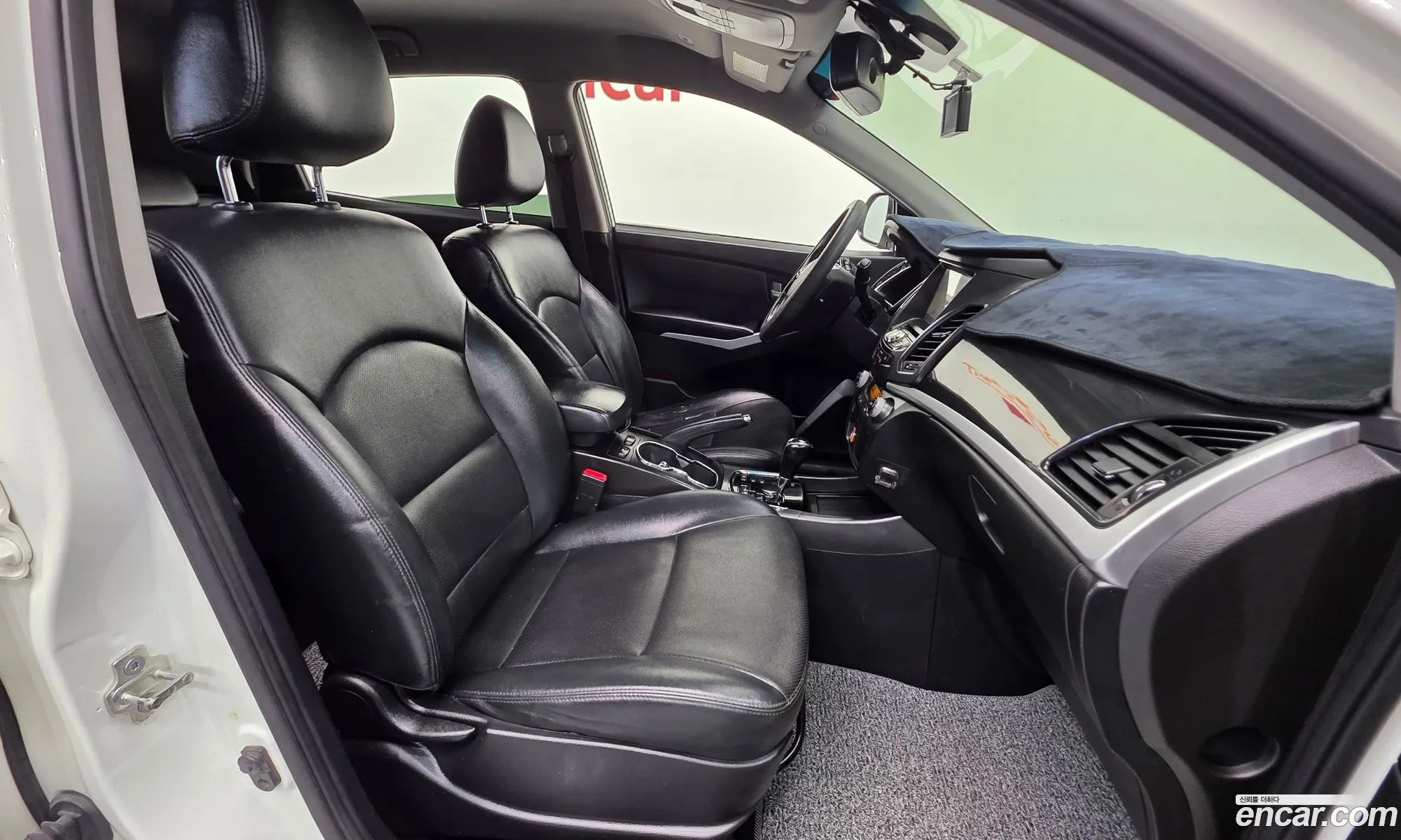 KG Mobility (SsangYong) Style Korando C 2017 — 10
