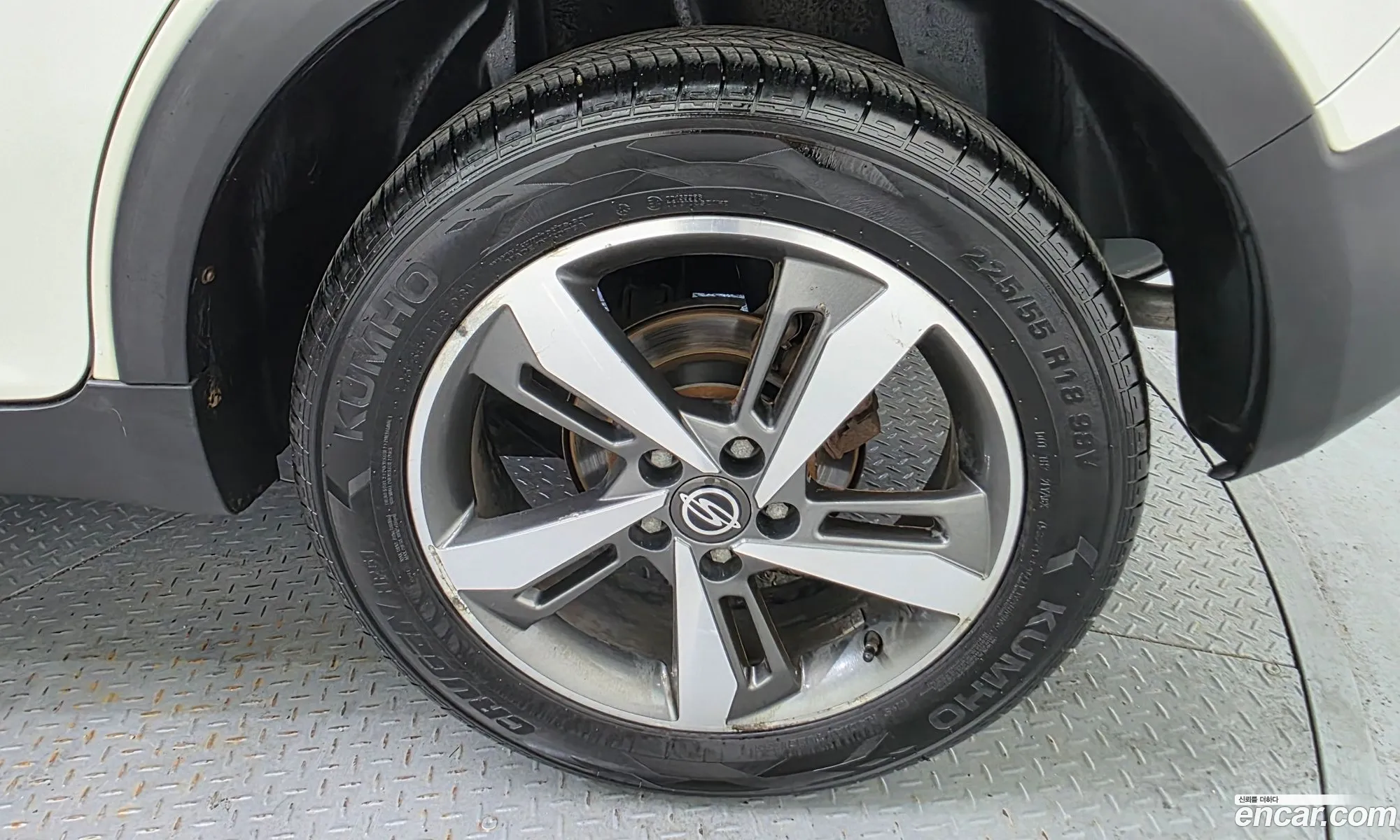 KG Mobility (SsangYong) Style Korando C 2017 — 17