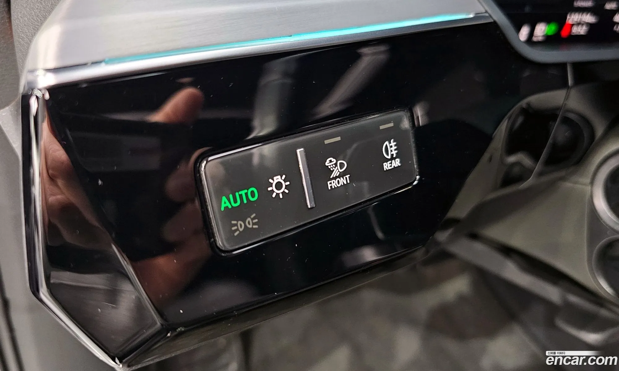 Audi e-tron 2021 WAUZZZGE5NB004637 — 16