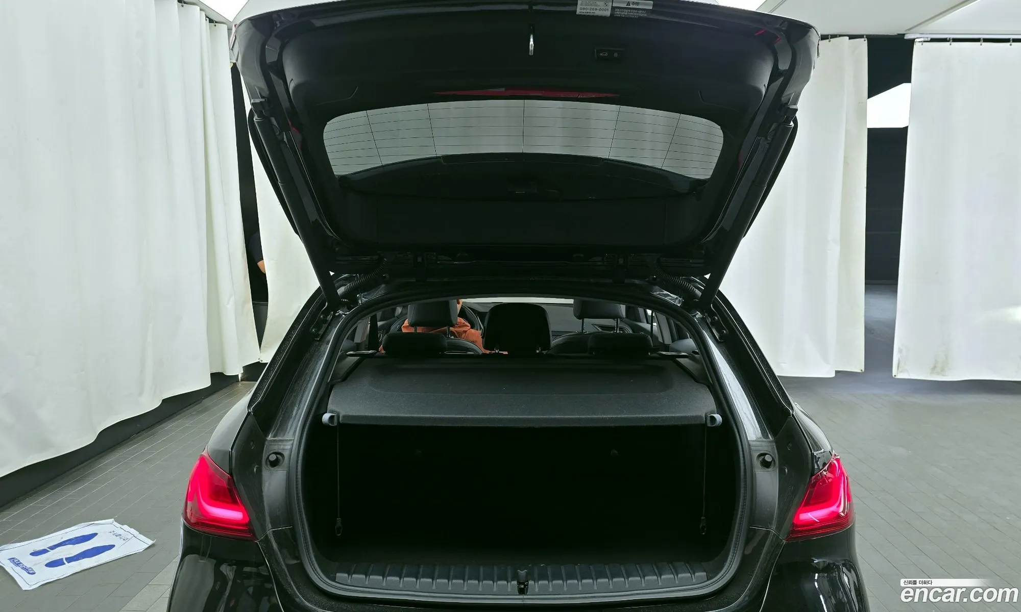BMW 1 Series 2023 WBA7L7100R7N23419 — 5