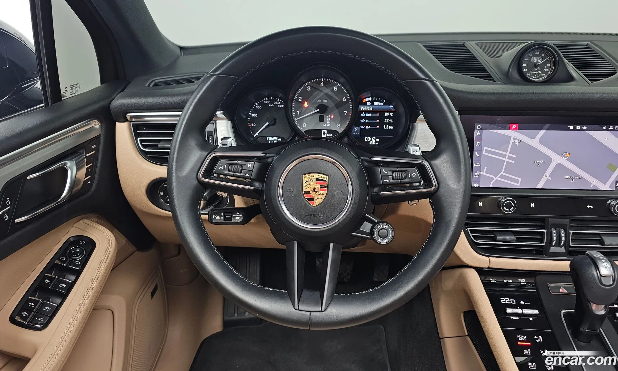 Porsche Macan 2022 WP1AG2956NLB35210 — 35