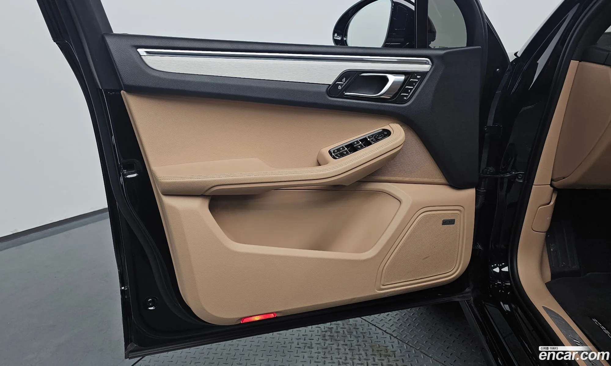 Porsche Macan 2022 WP1AG2956NLB35210 — 29
