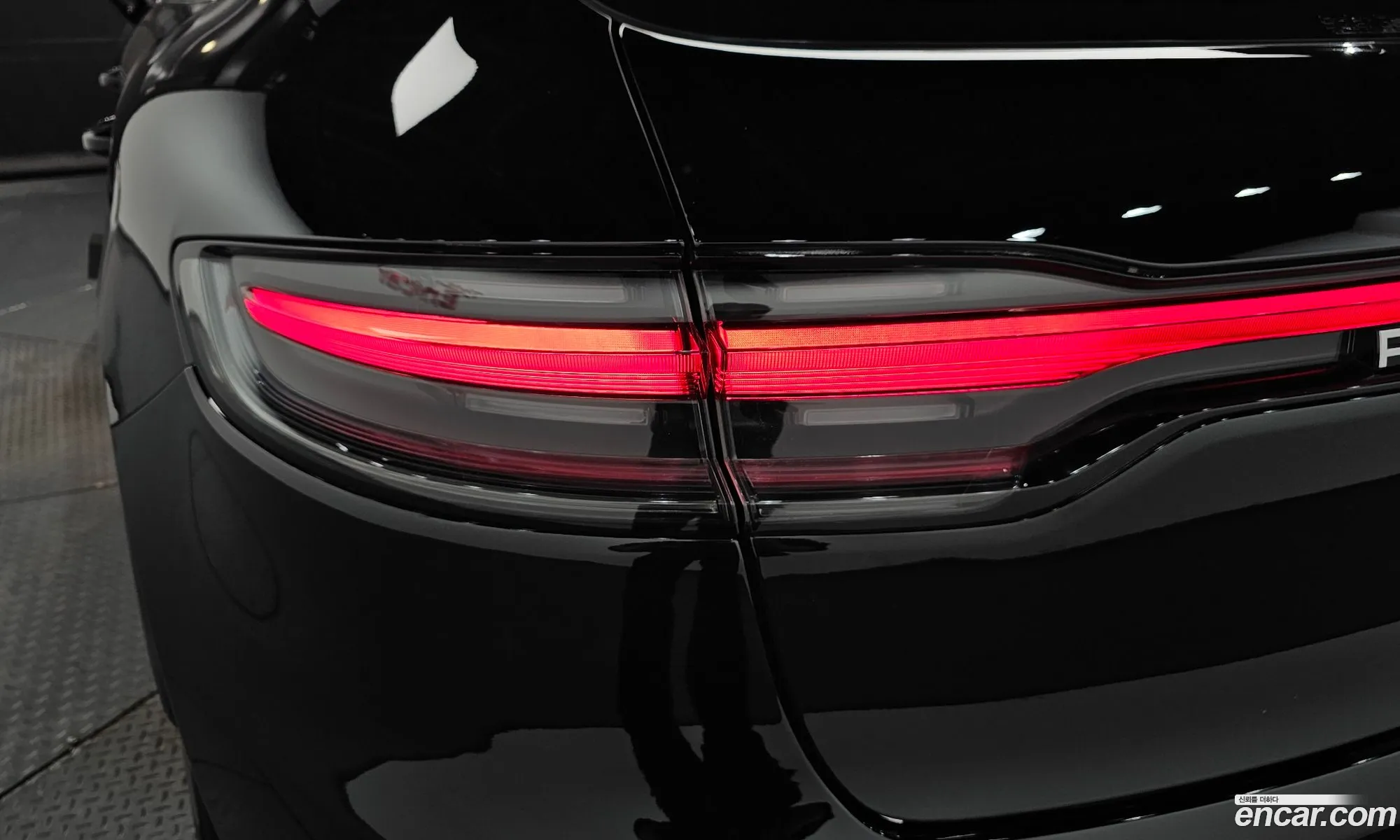 Porsche Macan 2022 WP1AG2956NLB35210 — 33