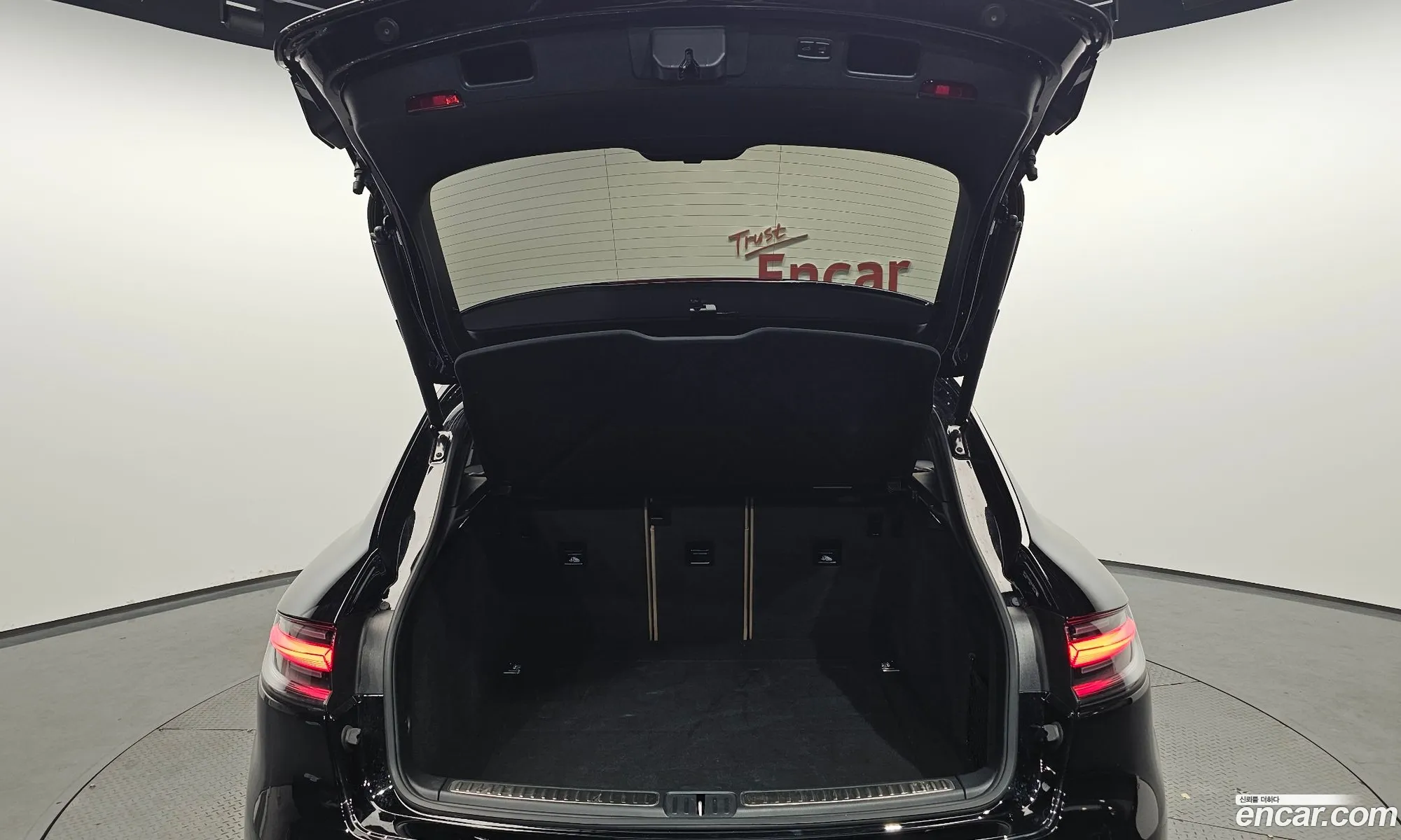 Porsche Macan 2022 WP1AG2956NLB35210 — 18