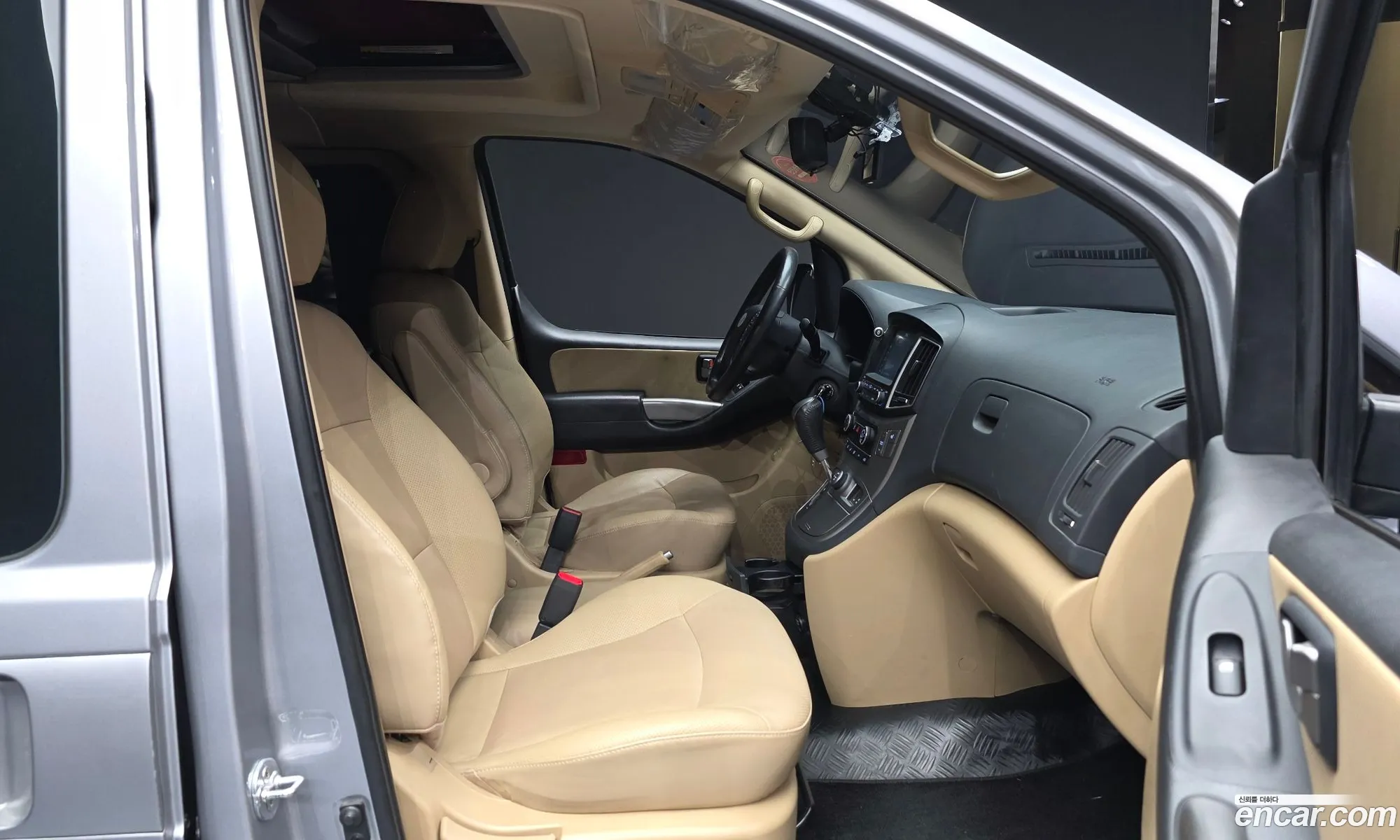 Hyundai Grand Starex 2019 — 11