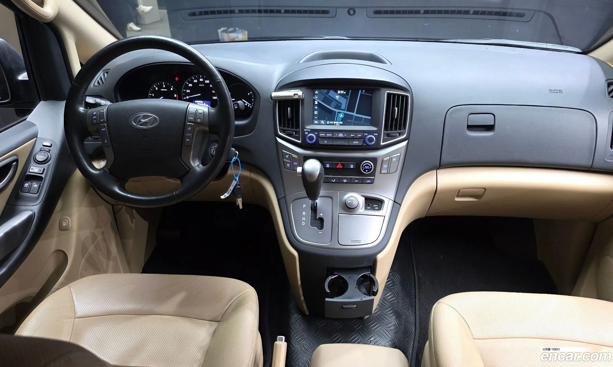 Hyundai Grand Starex 2019 — 24