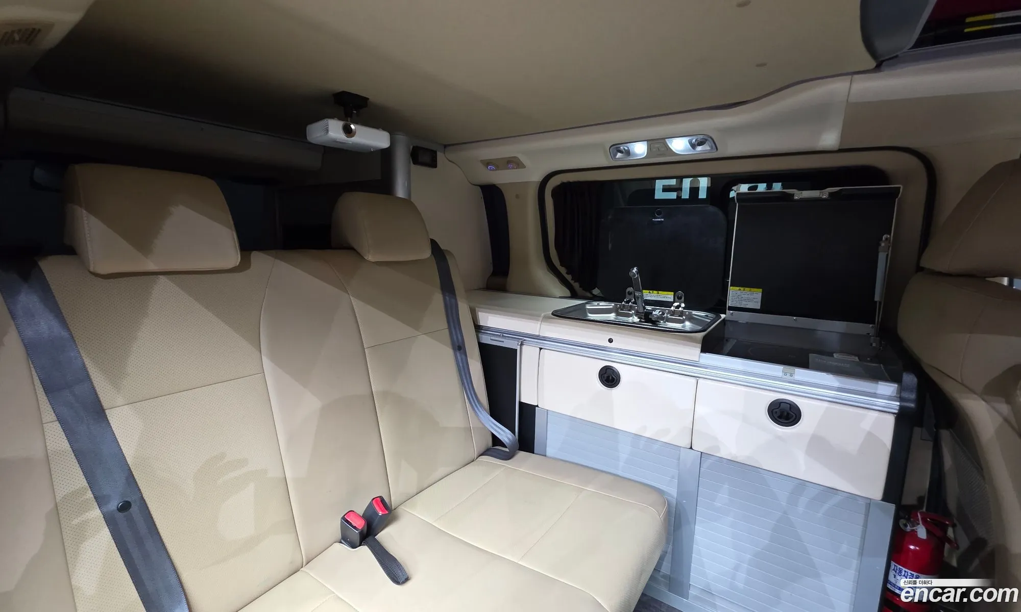 Hyundai Grand Starex 2019 — 13