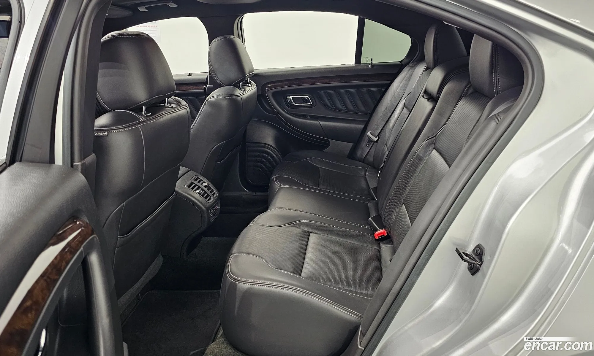 Ford Taurus 2014 1FAHP2F93EG142928 — 15