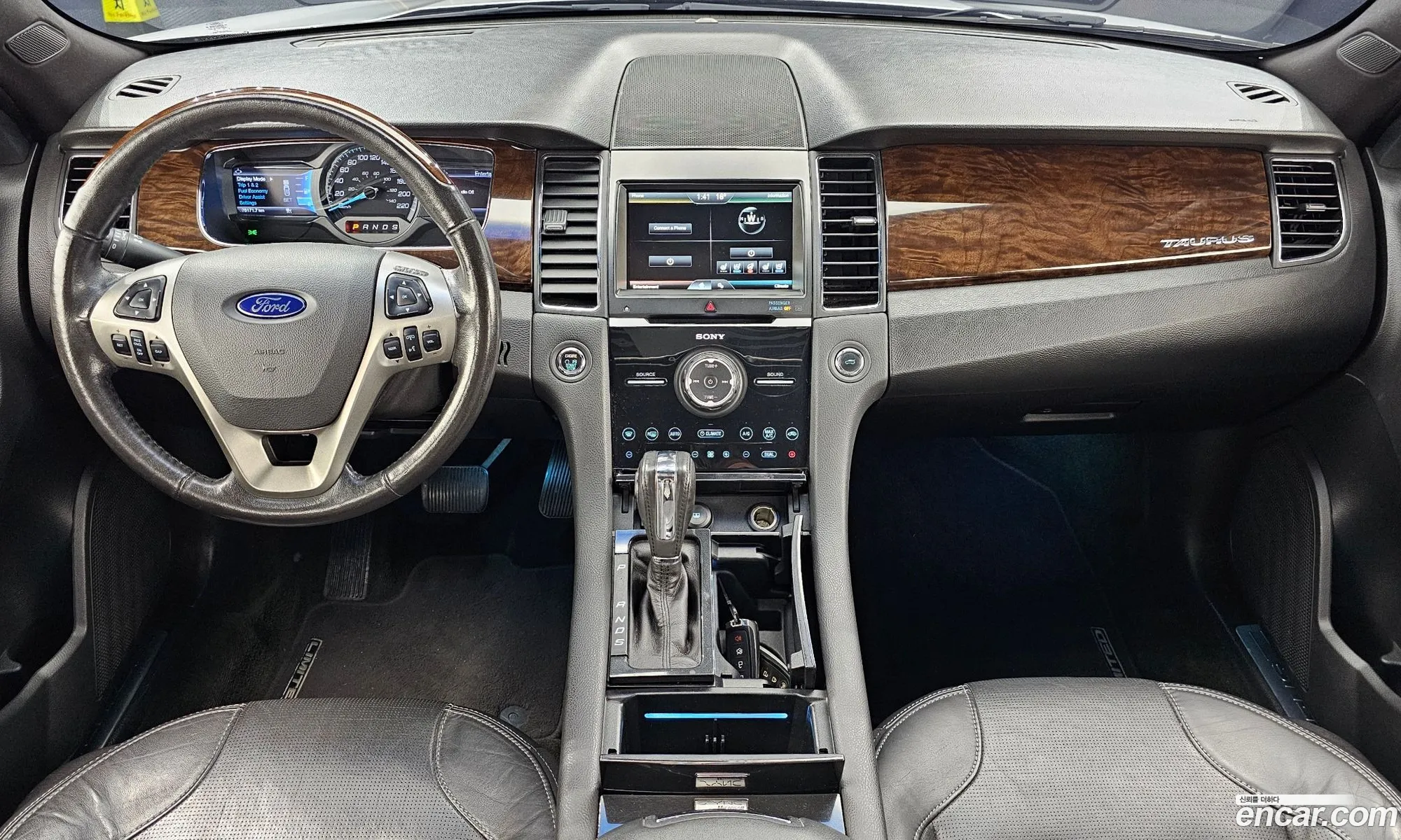 Ford Taurus 2014 1FAHP2F93EG142928 — 17