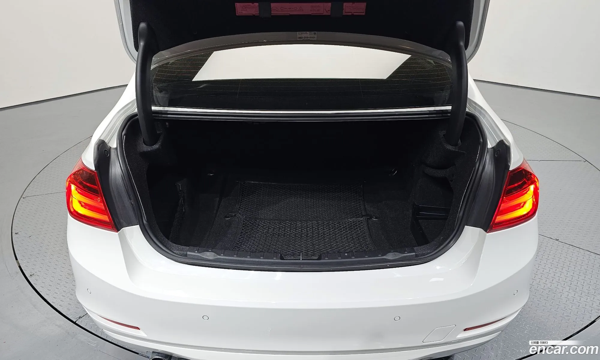 BMW 3 Series 2015 — 12