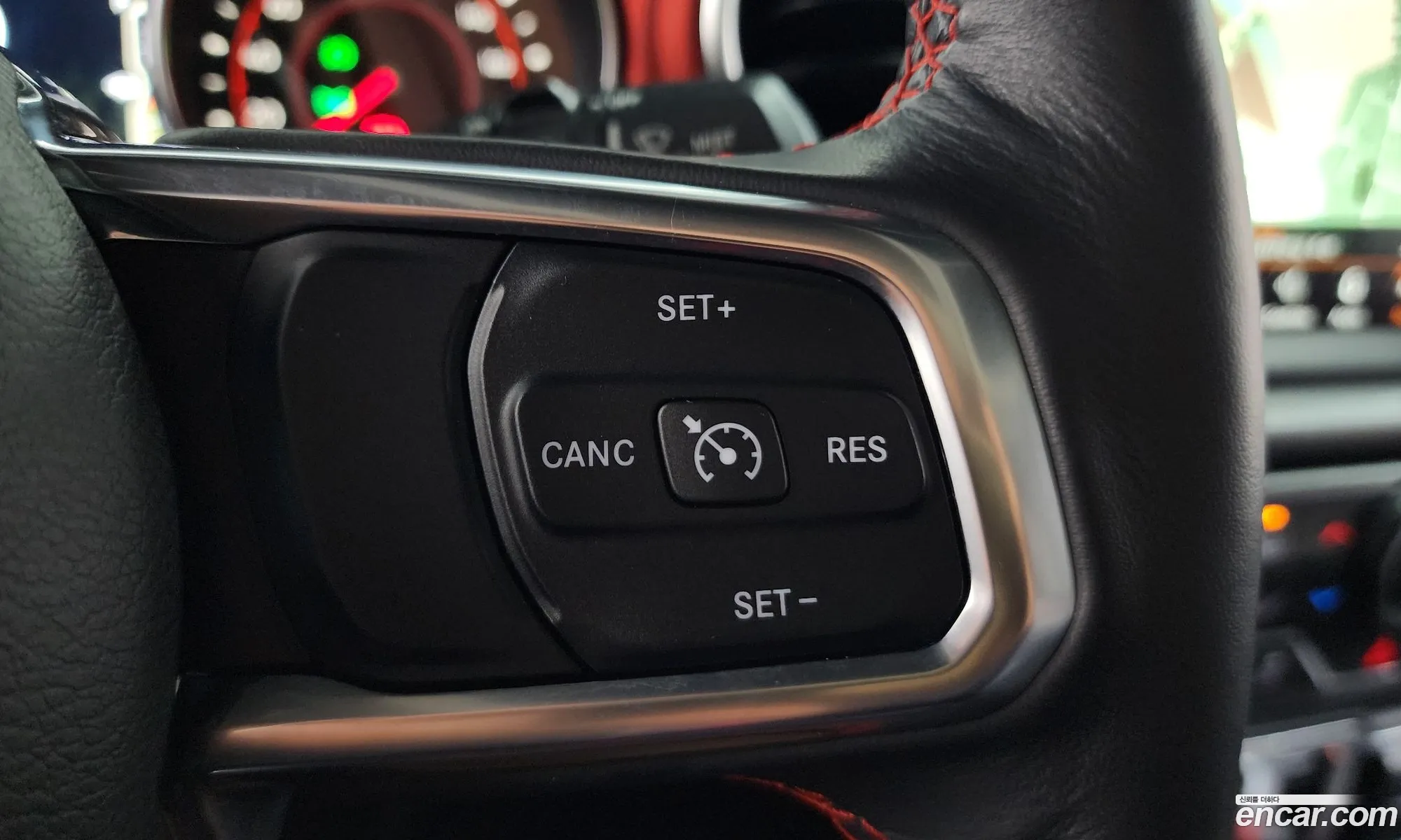 Jeep Wrangler 2020 — 14