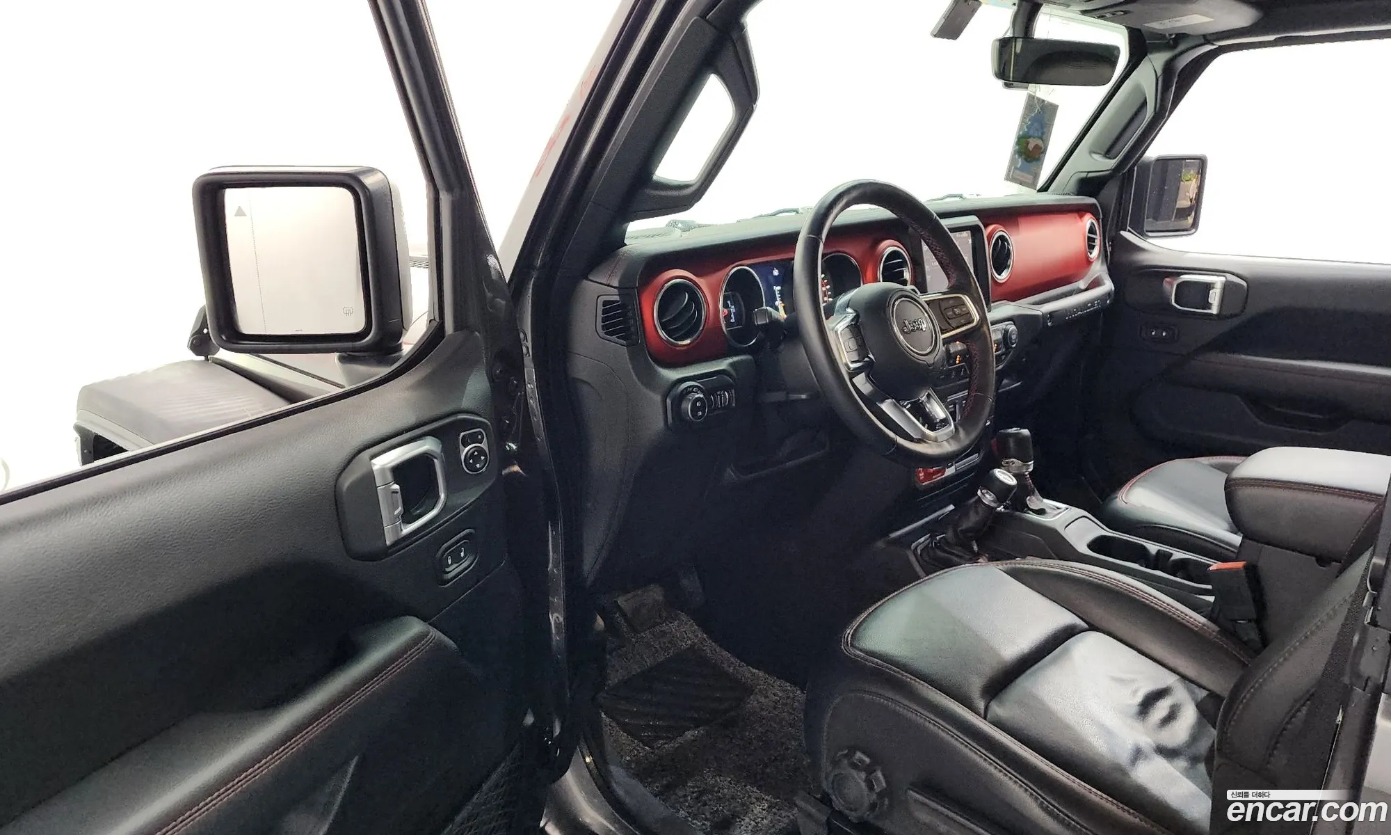 Jeep Wrangler 2020 — 25