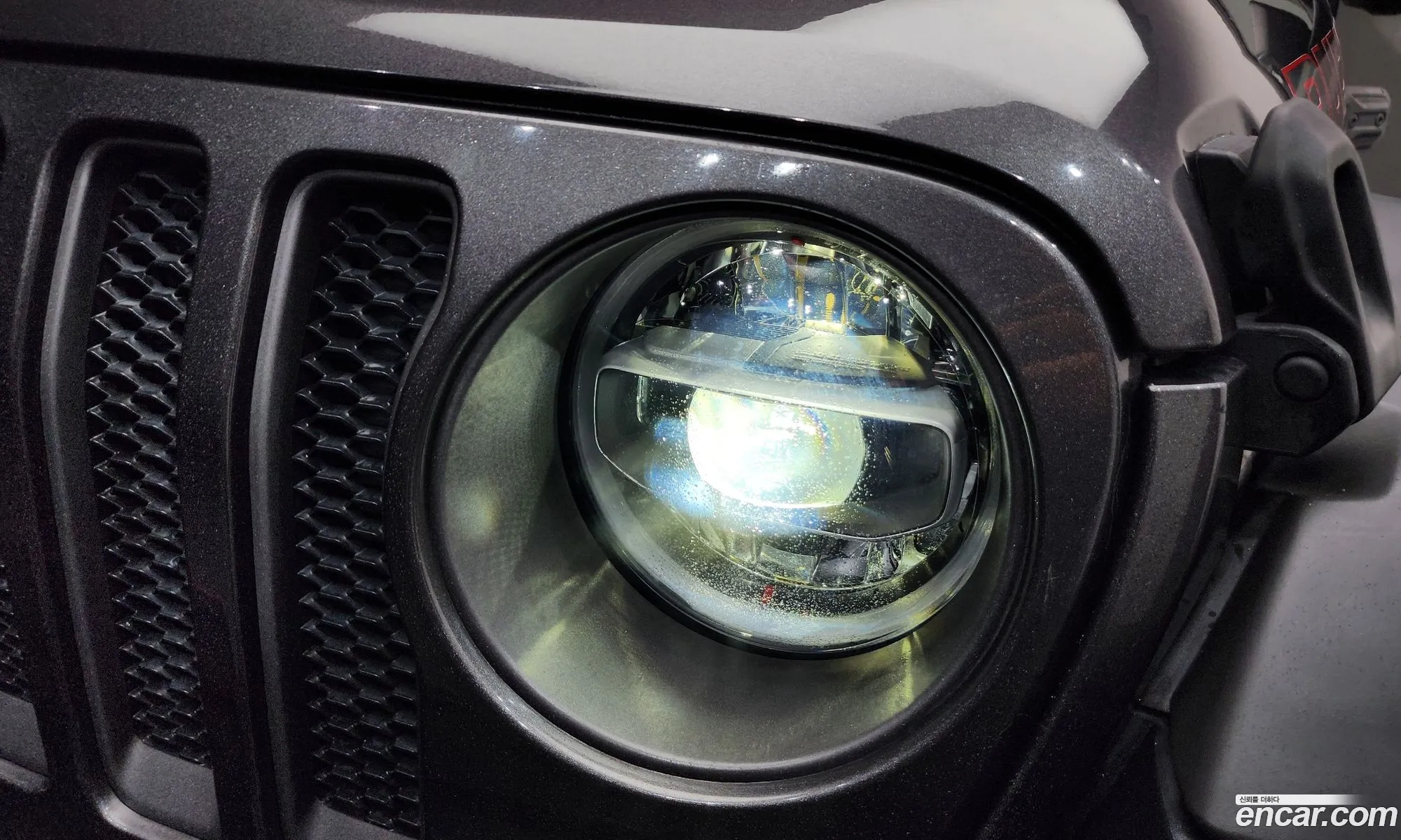 Jeep Wrangler 2020 — 31