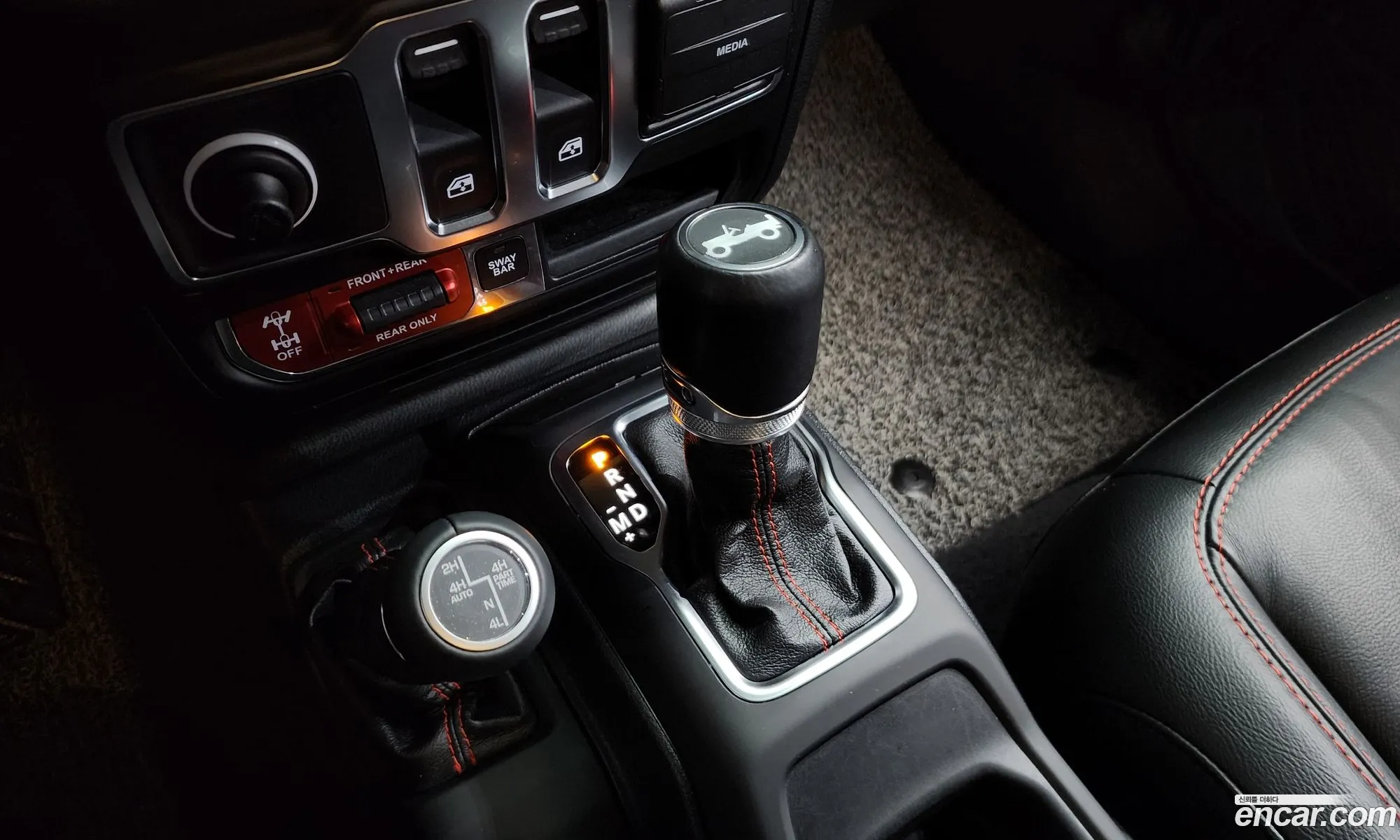 Jeep Wrangler 2020 — 17