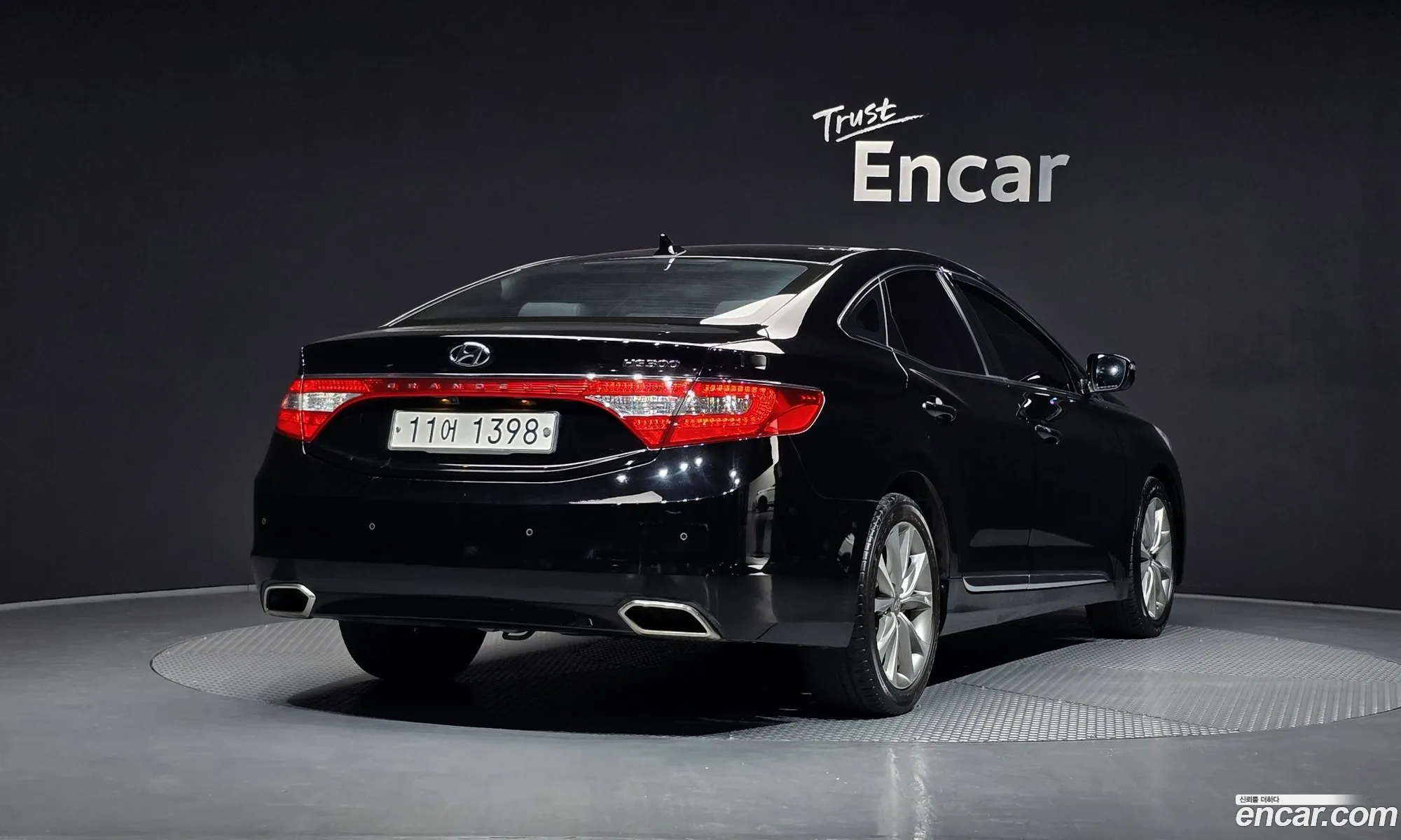 Hyundai Grandeur HG 2015 — 21