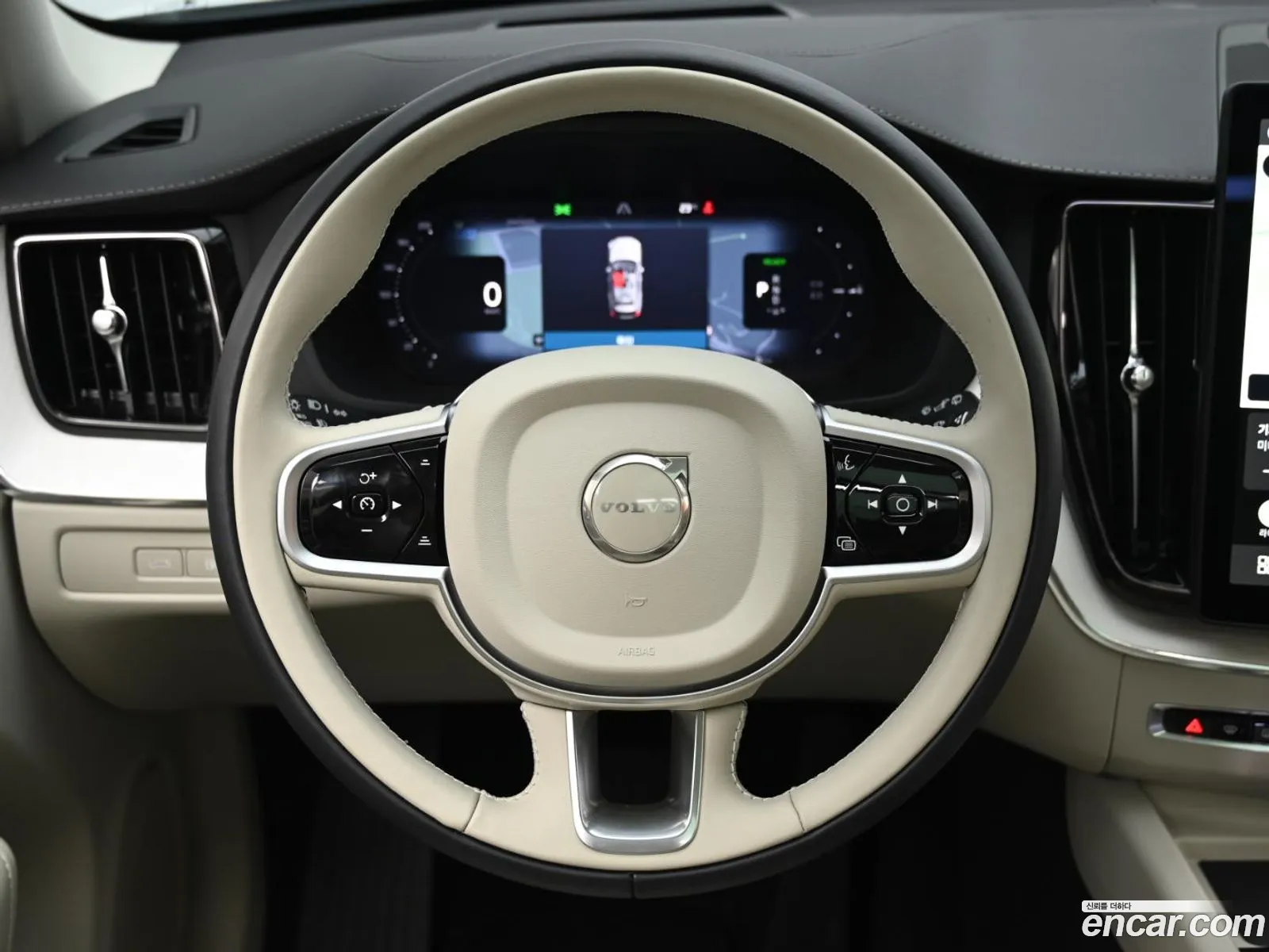 Volvo XC60 2025 — 15