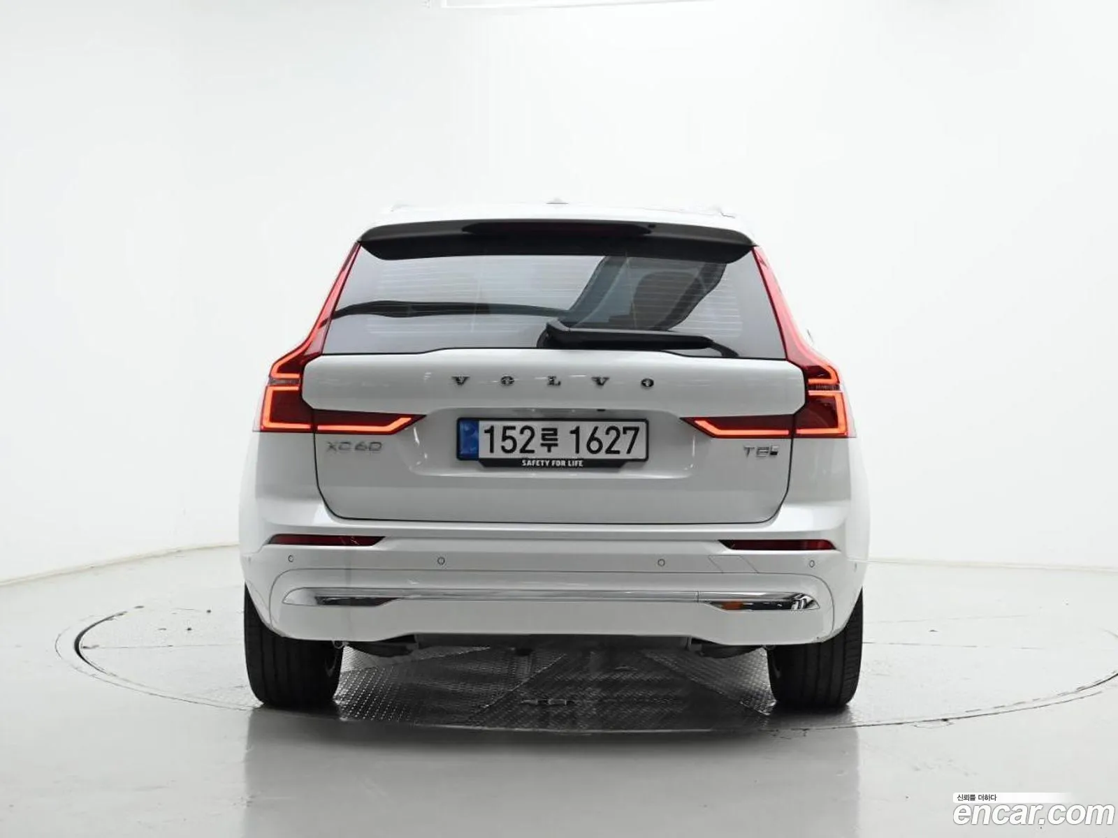 Volvo XC60 2025 — 5