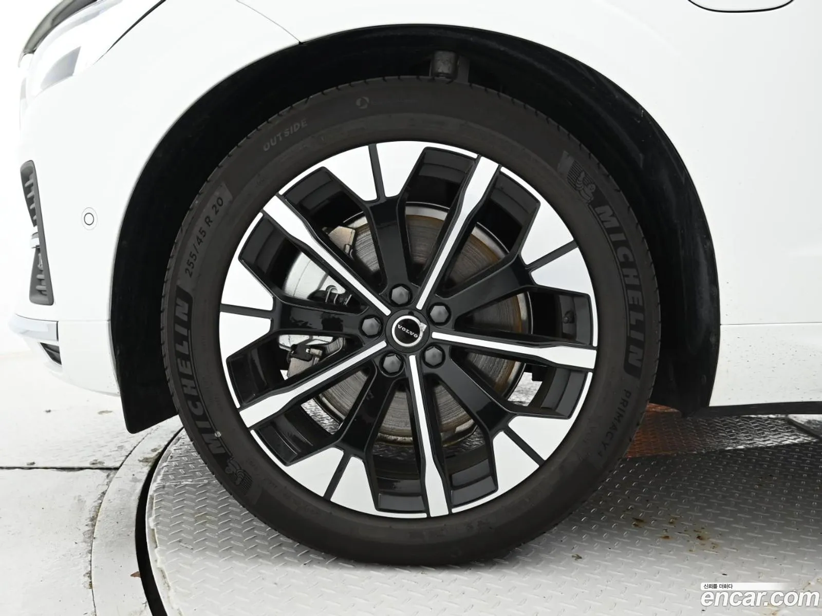 Volvo XC60 2025 — 11