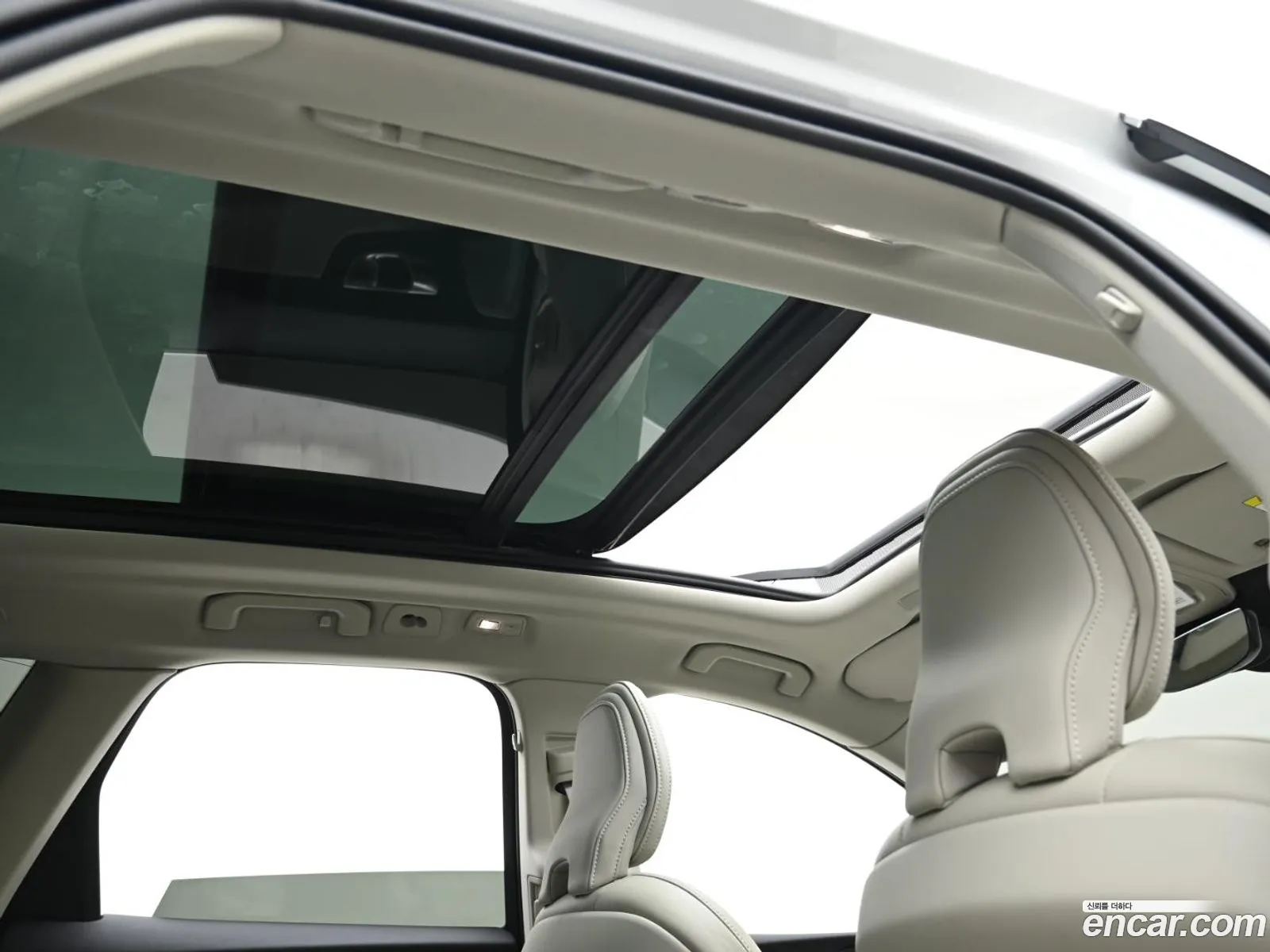 Volvo XC60 2025 — 5