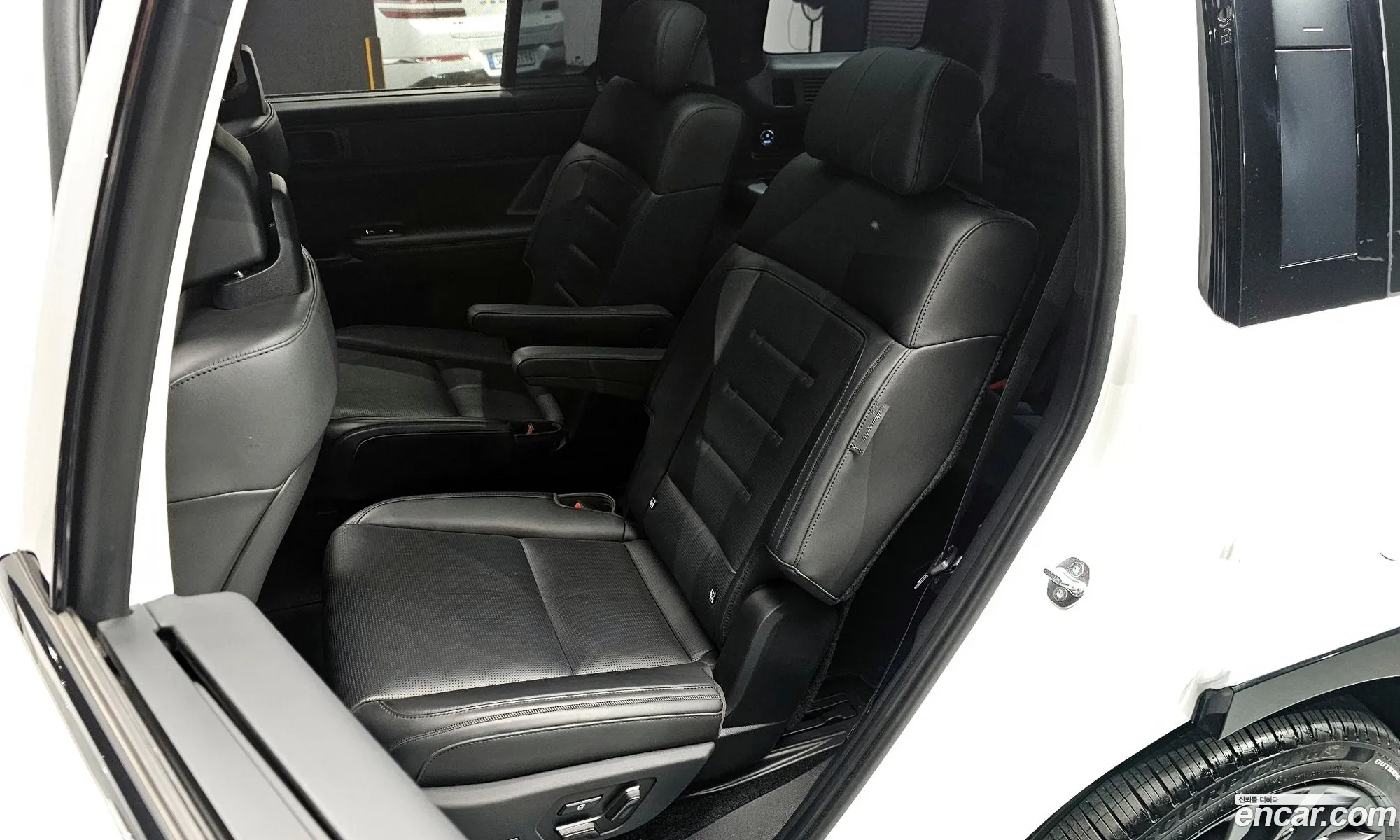 Hyundai Santa Fe 2023 — 31