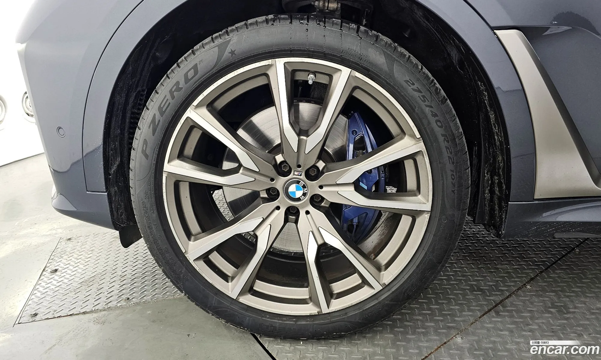 BMW X7 2021 — 6
