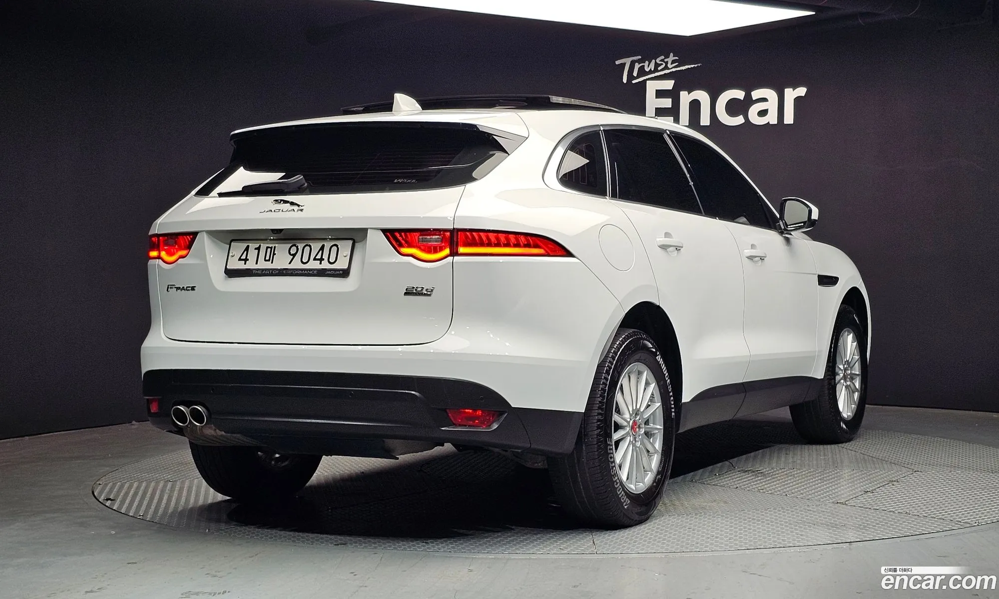 Jaguar F-Pace 2018 SADCA2BN2JA297707 — 19