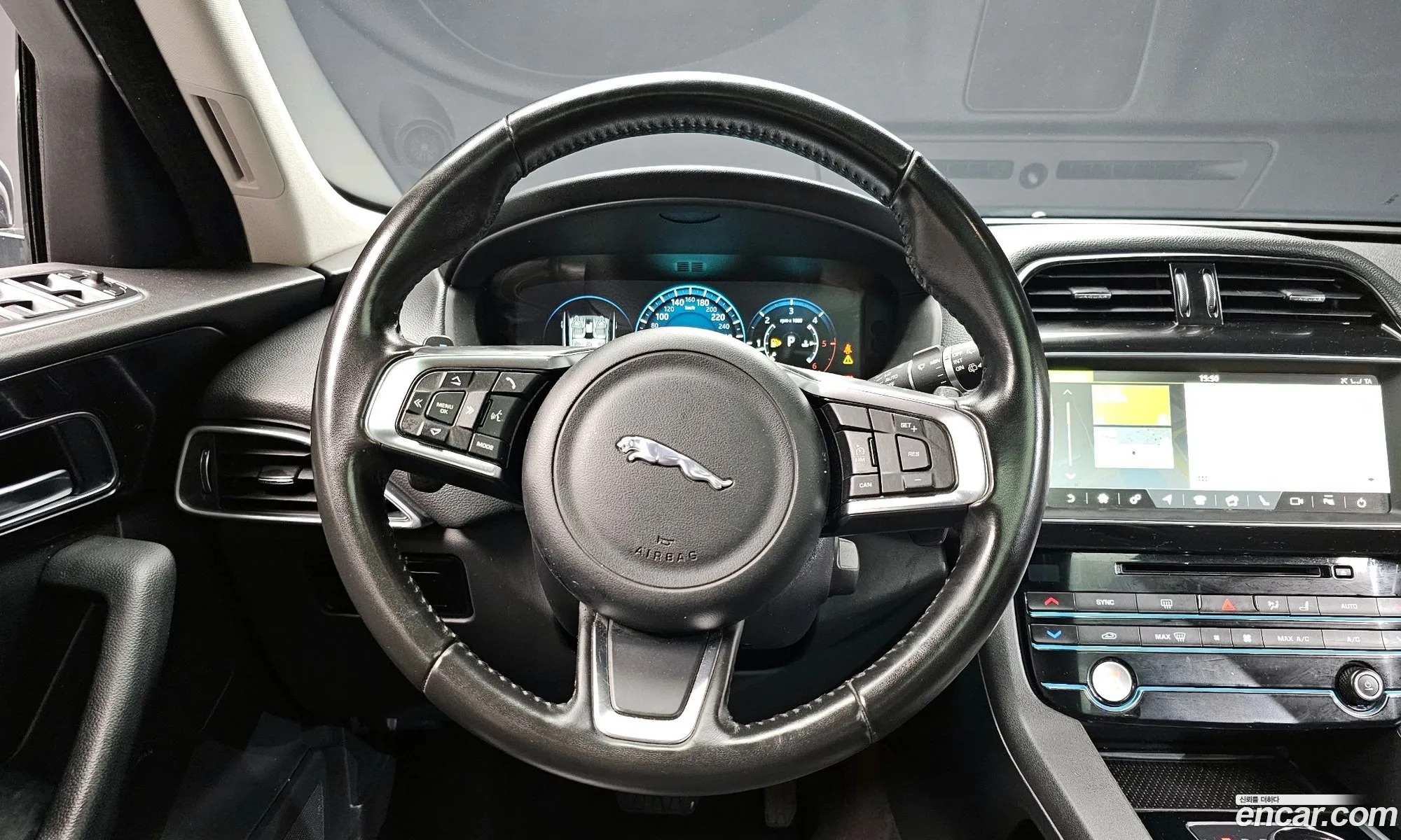 Jaguar F-Pace 2018 SADCA2BN2JA297707 — 11