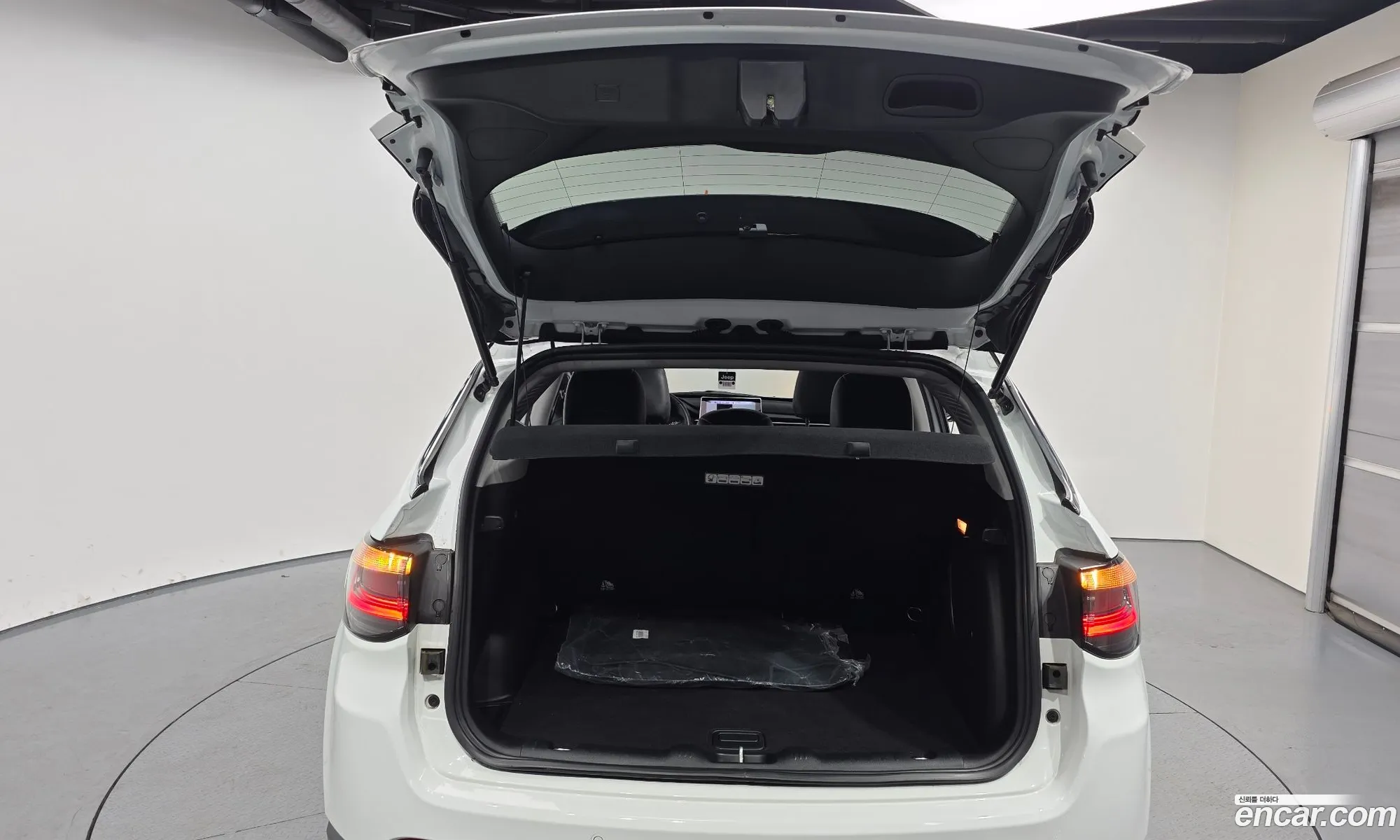 Jeep Compass 2022 3C4NJCCB3NT205081 — 19