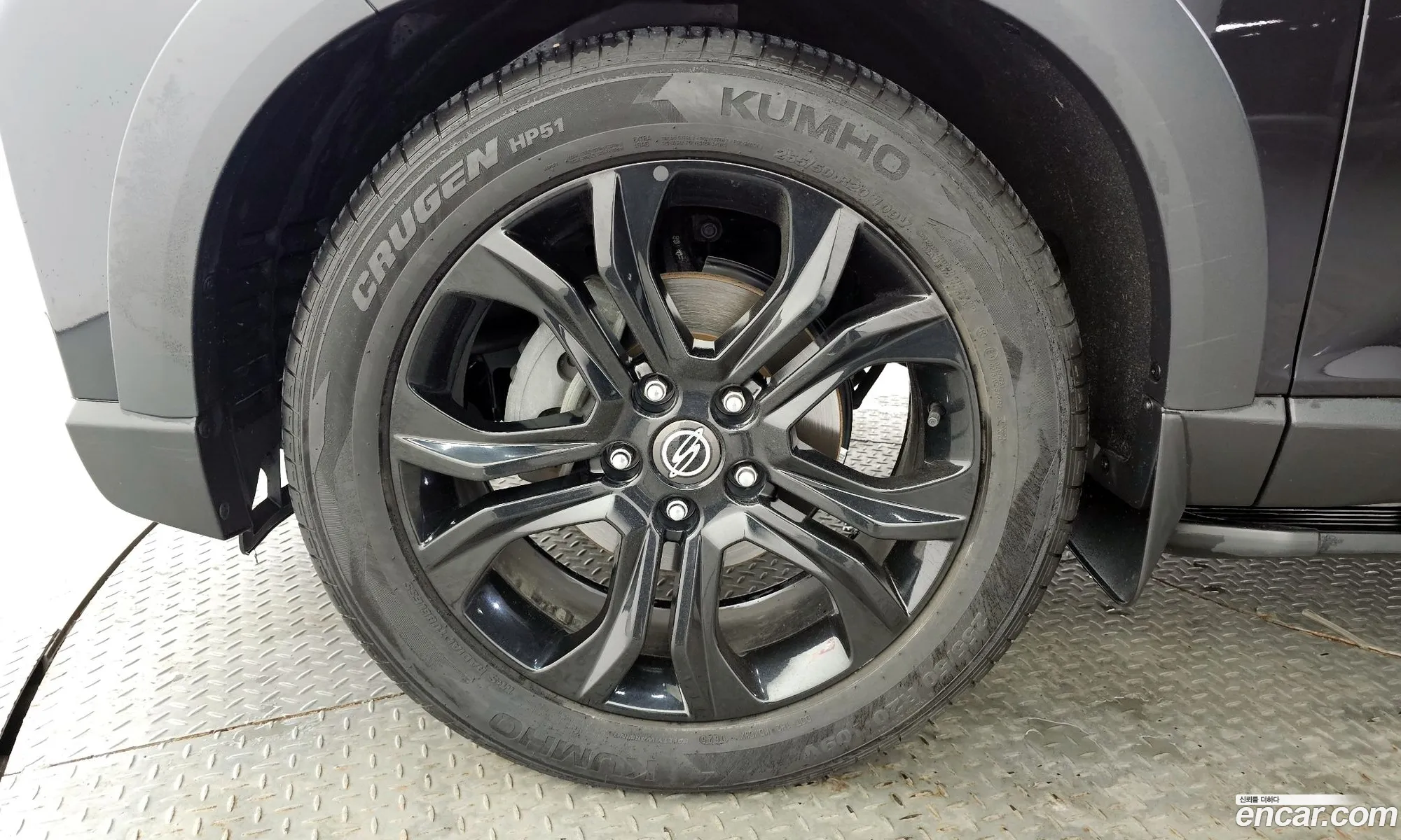 KG Mobility (SsangYong) Rexton 2020 — 10