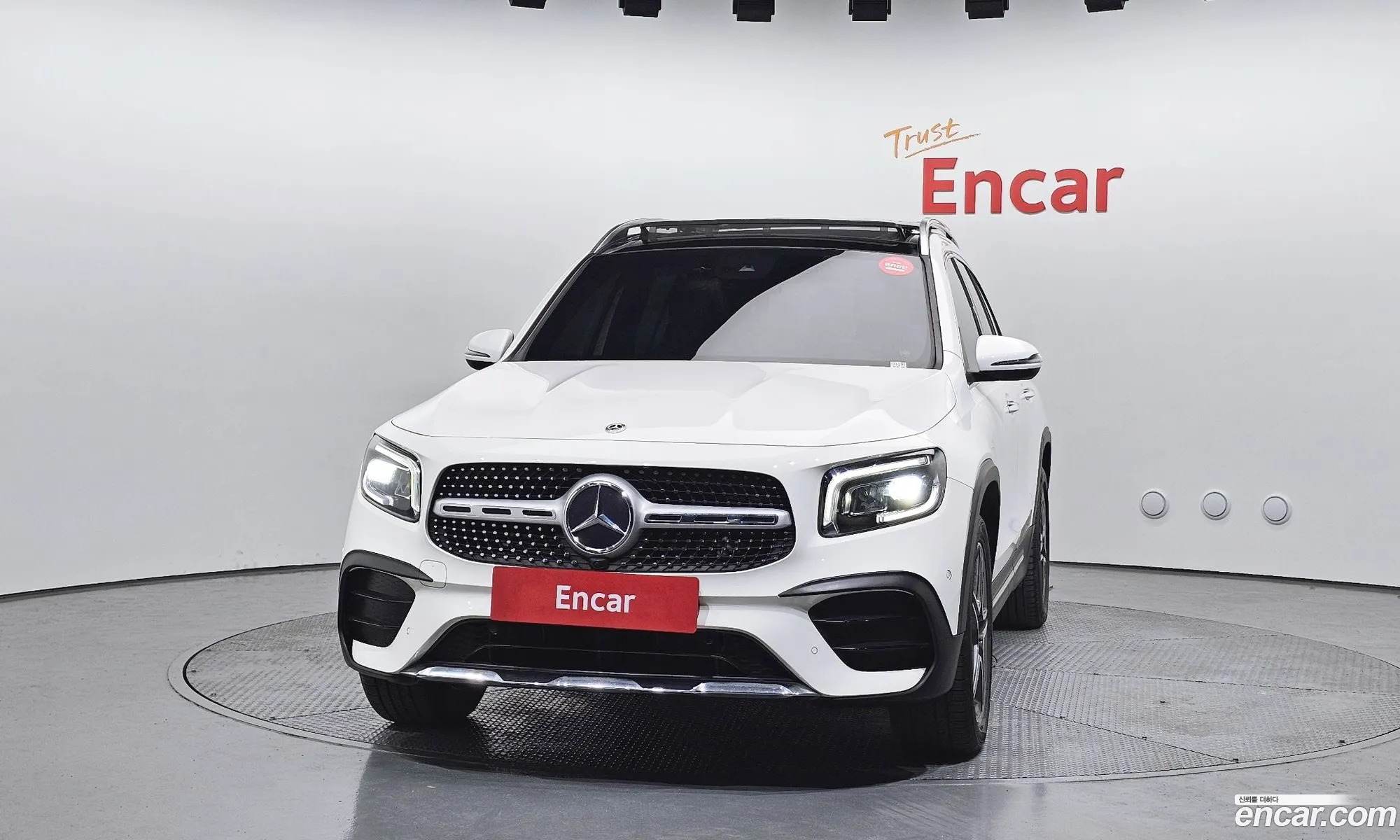 Mercedes-Benz GLB-Class X247 2021 — 16