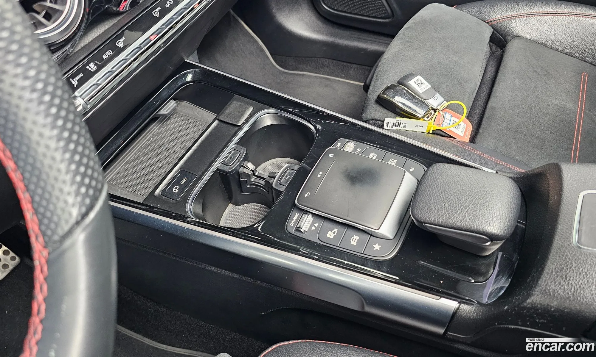 Mercedes-Benz GLB-Class X247 2021 — 11