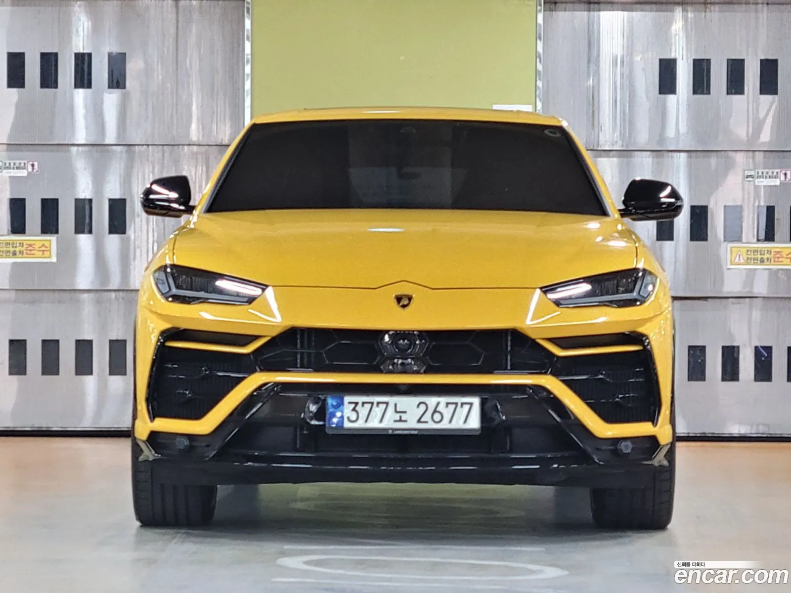 Lamborghini Urus 2021 — 18