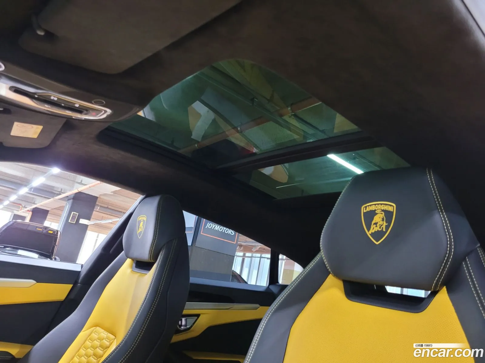 Lamborghini Urus 2021 — 8