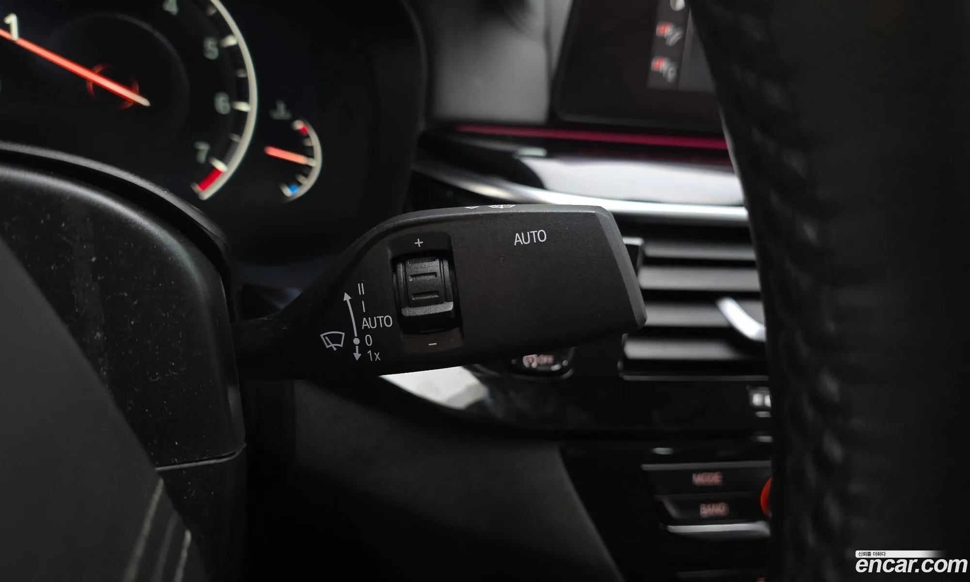 BMW 5 Series 2019 WBAJK7100KBP74176 — 9