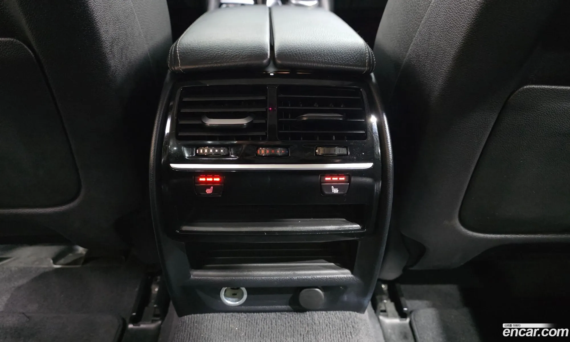 BMW 5 Series 2019 WBAJK7100KBP74176 — 21