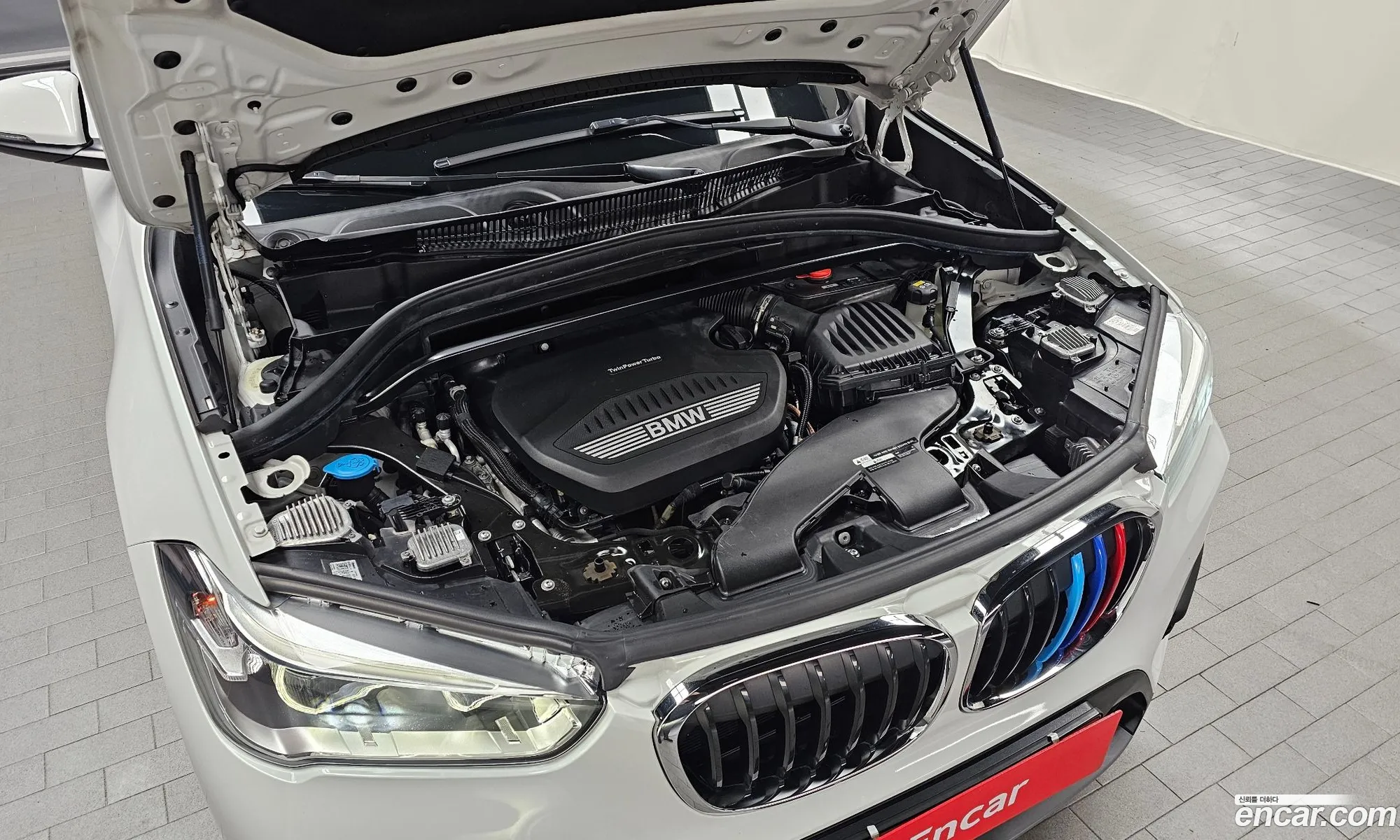 BMW X1 2018 WBAJJ110XJEF61493 — 8