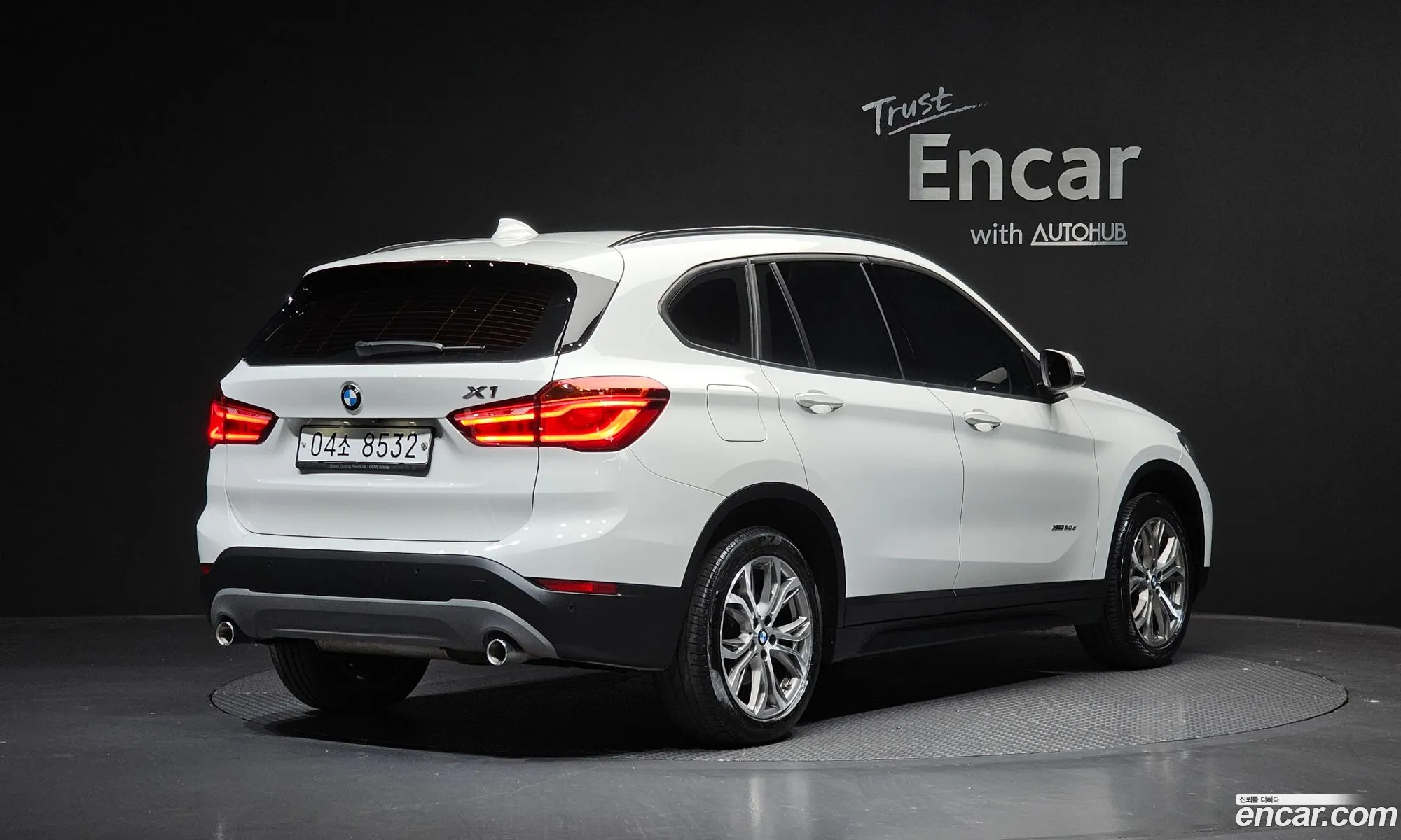 BMW X1 2018 WBAJJ110XJEF61493 — 2