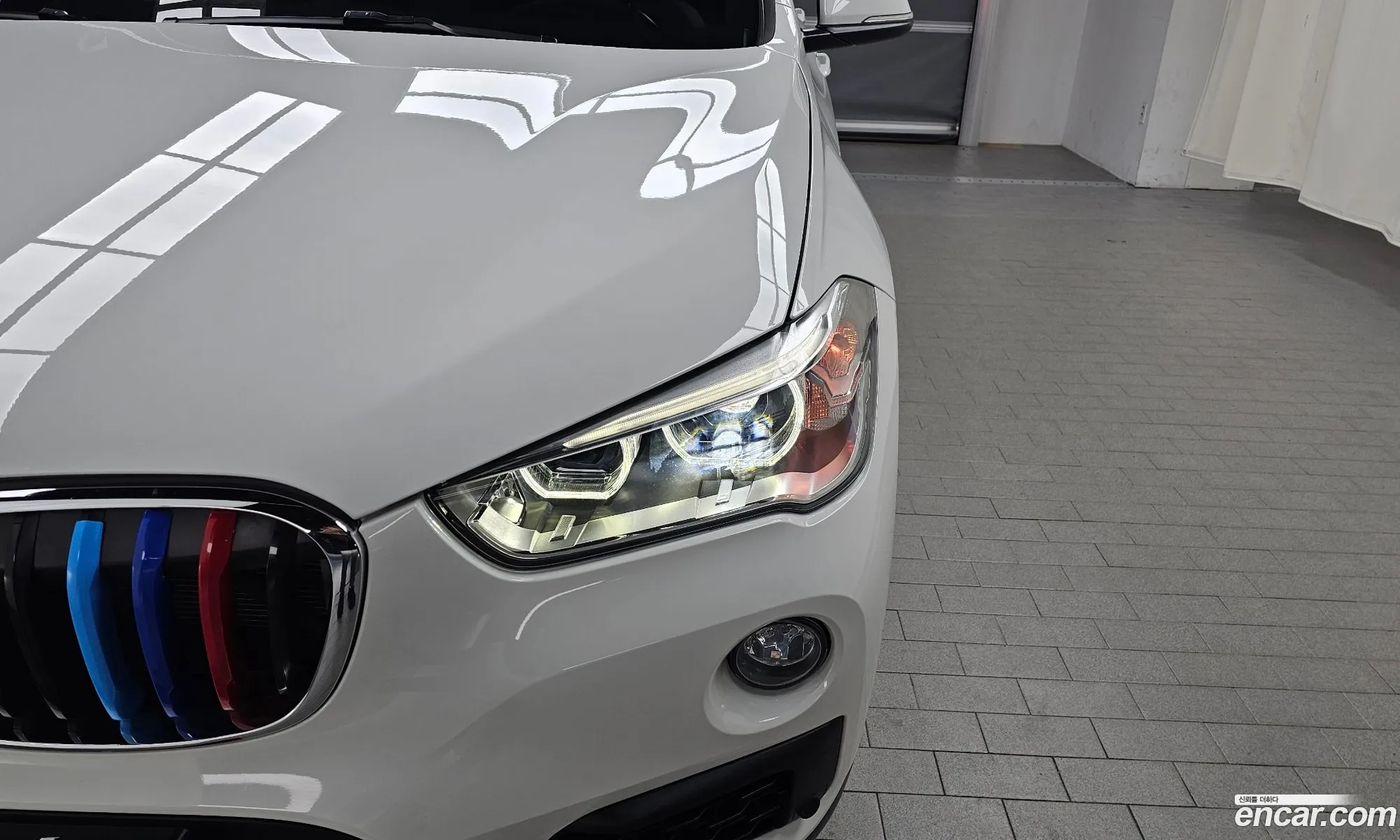 BMW X1 2018 WBAJJ110XJEF61493 — 29