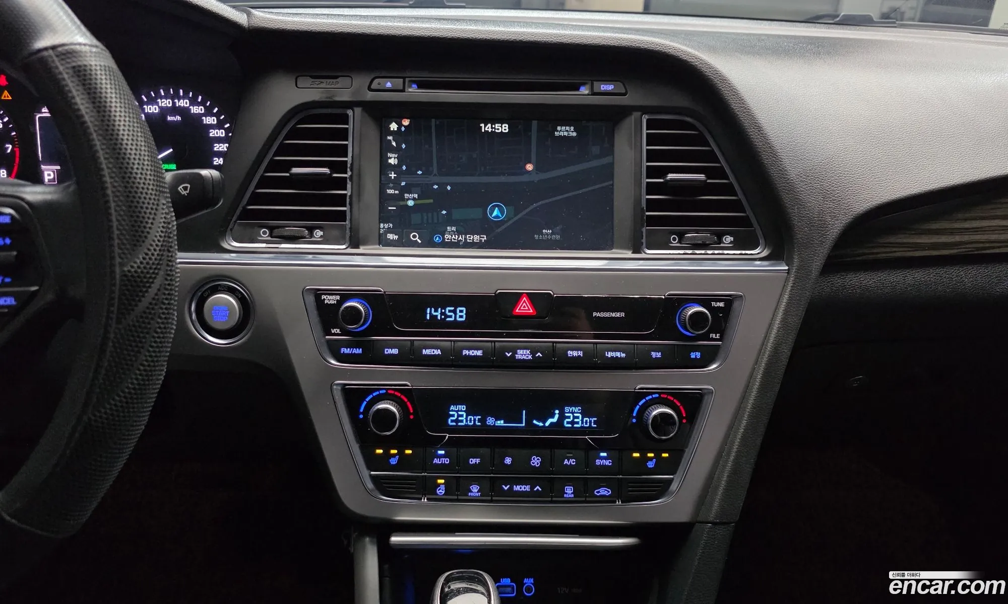 Hyundai LF Sonata 2015 — 17