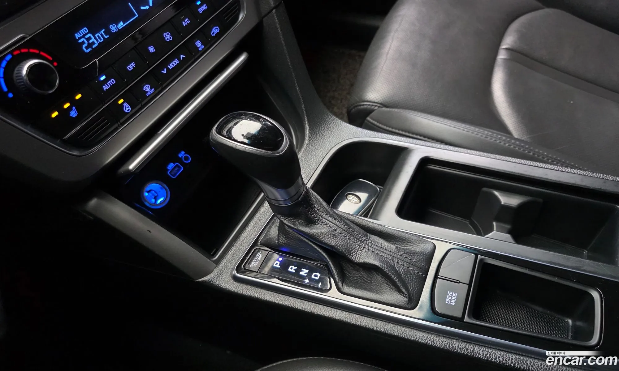 Hyundai LF Sonata 2015 — 11